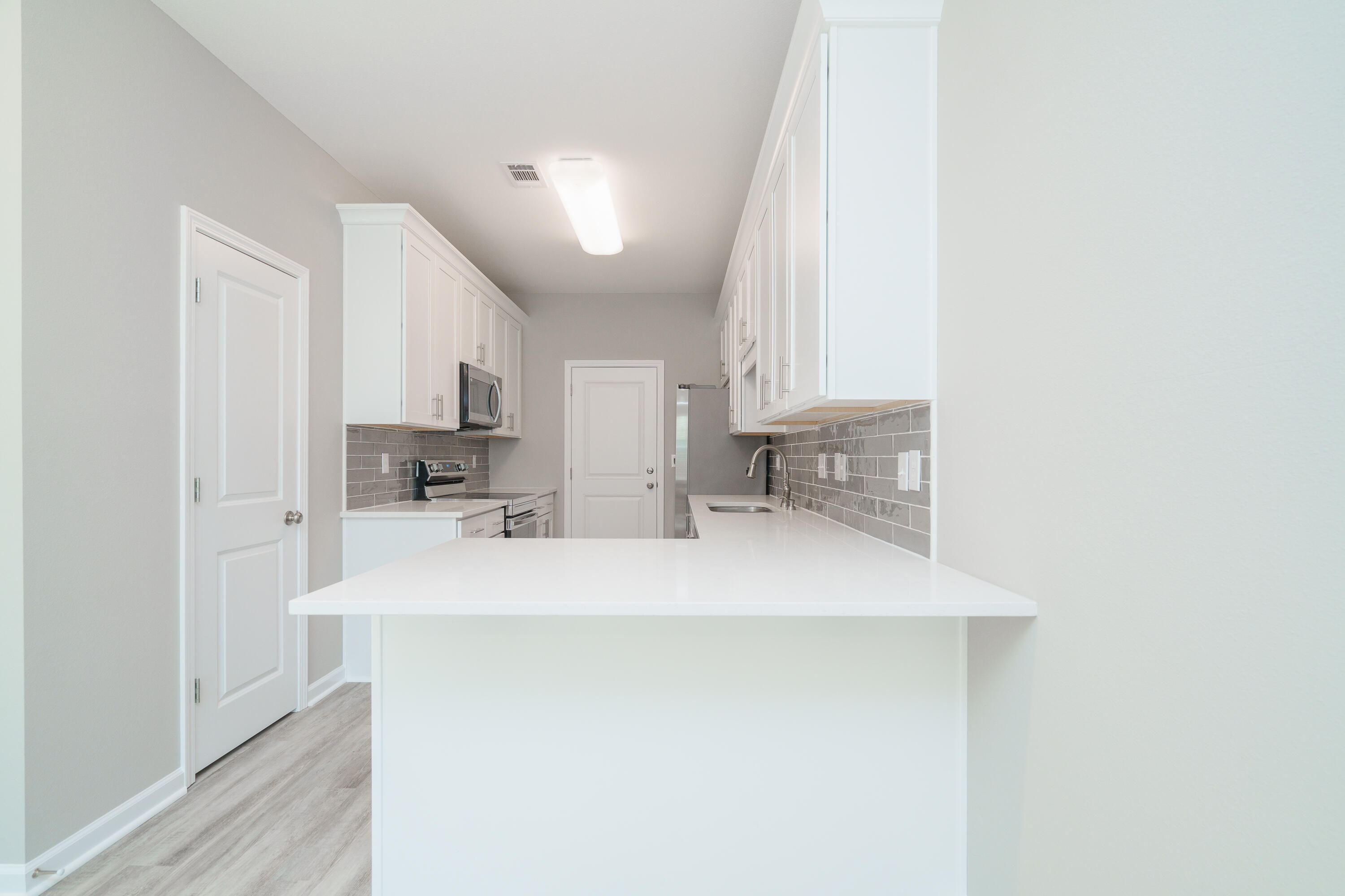 HELMS & ALLEN - Residential Lease