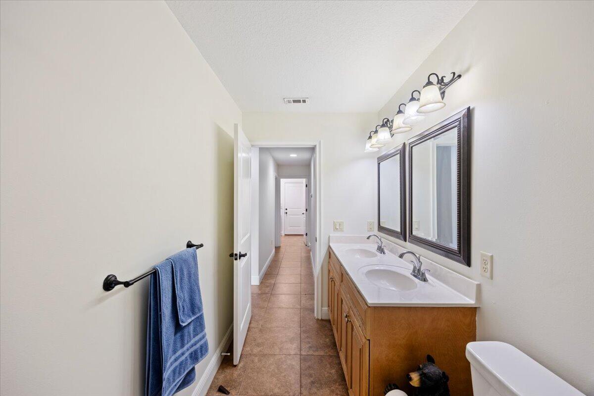 HOLLEY BY THE SEA - Residential