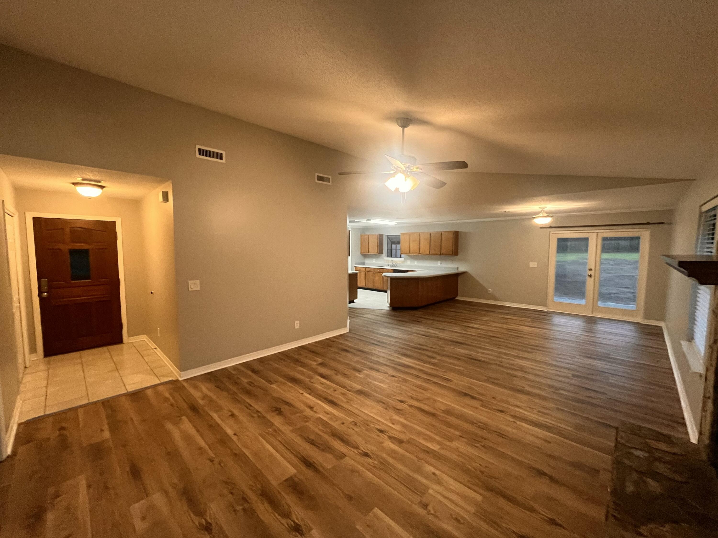 FAIRWOOD PH 1 - Residential Lease