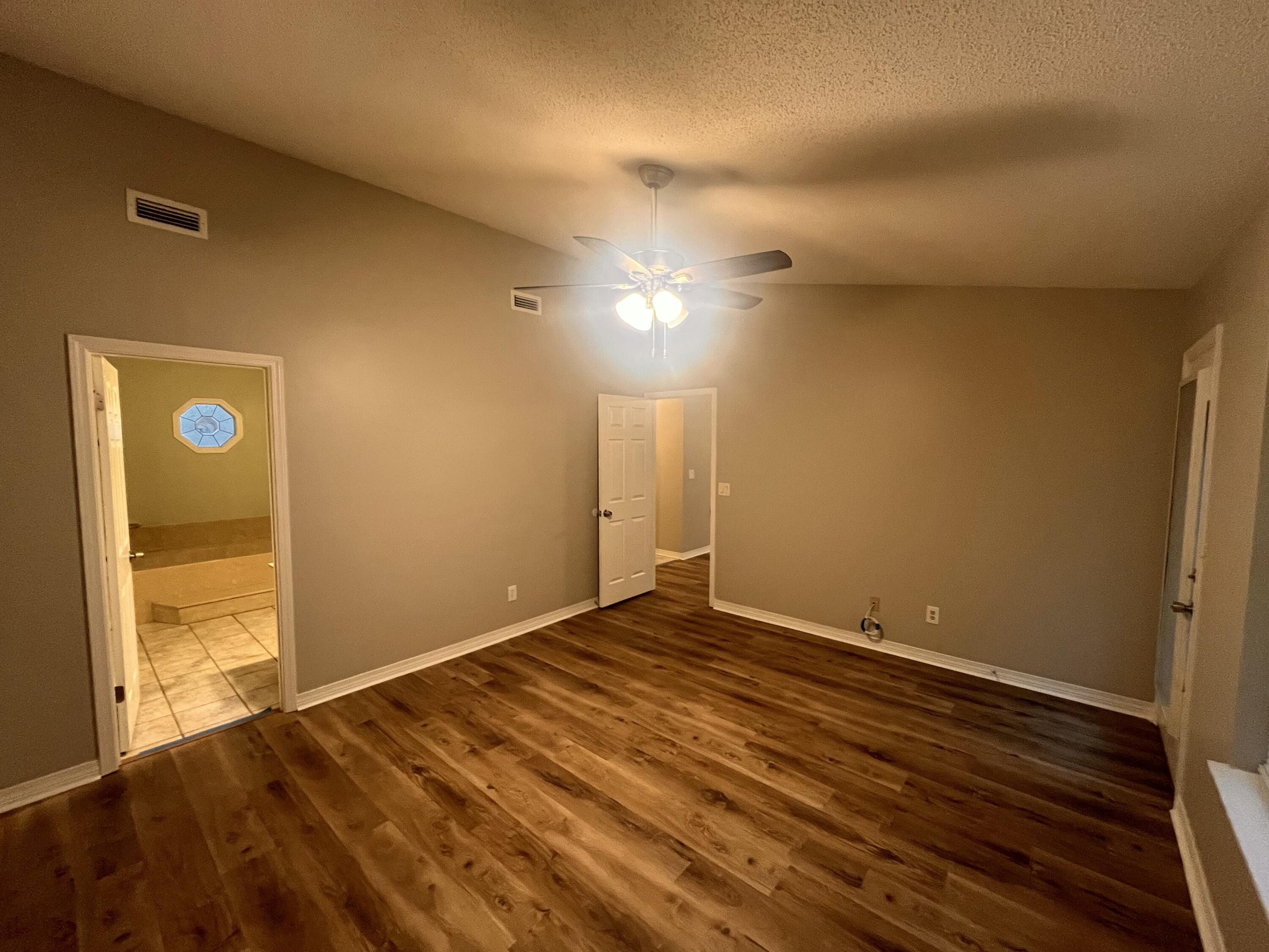FAIRWOOD PH 1 - Residential Lease