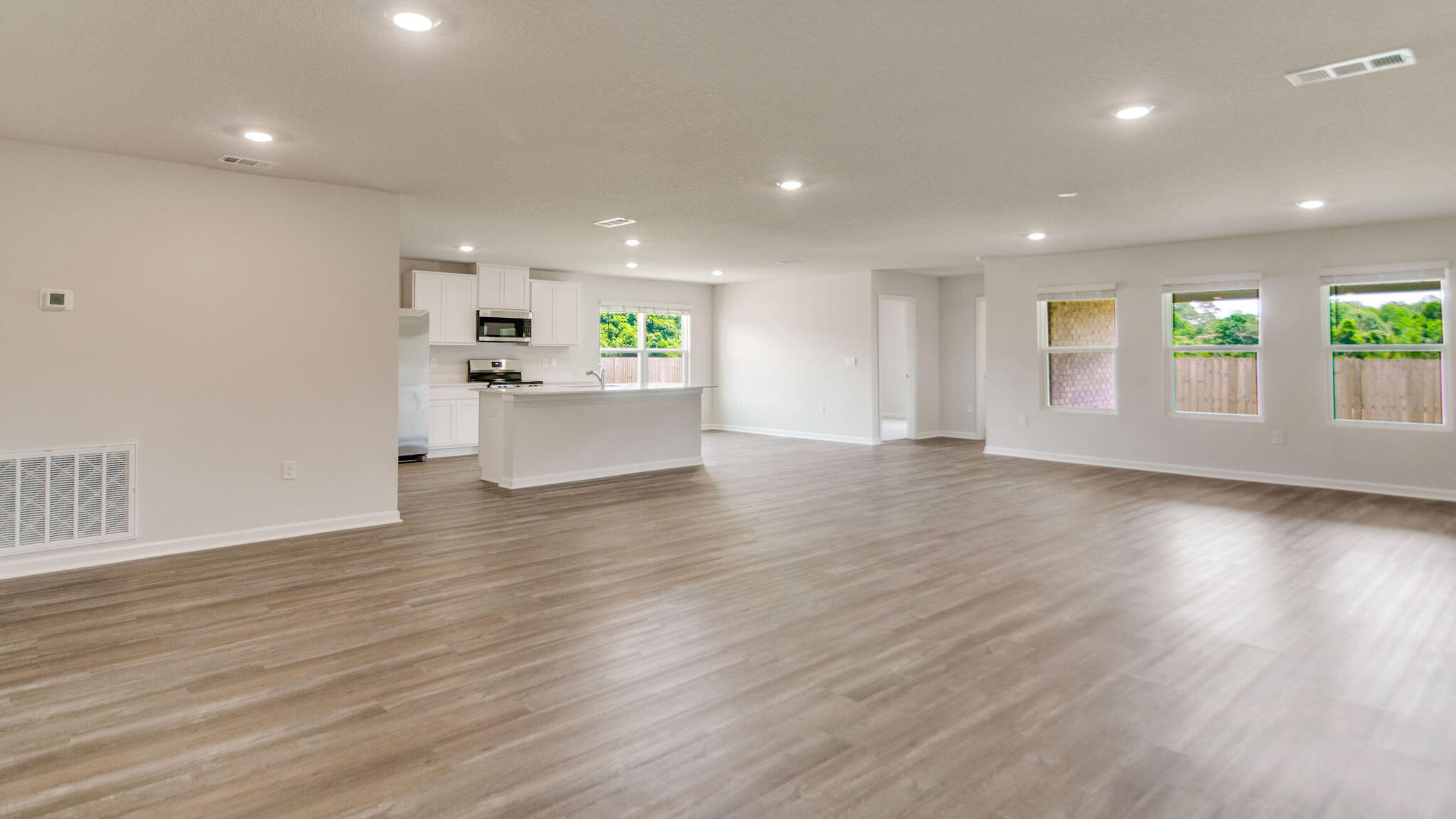 PLANTATION WOODS - Residential