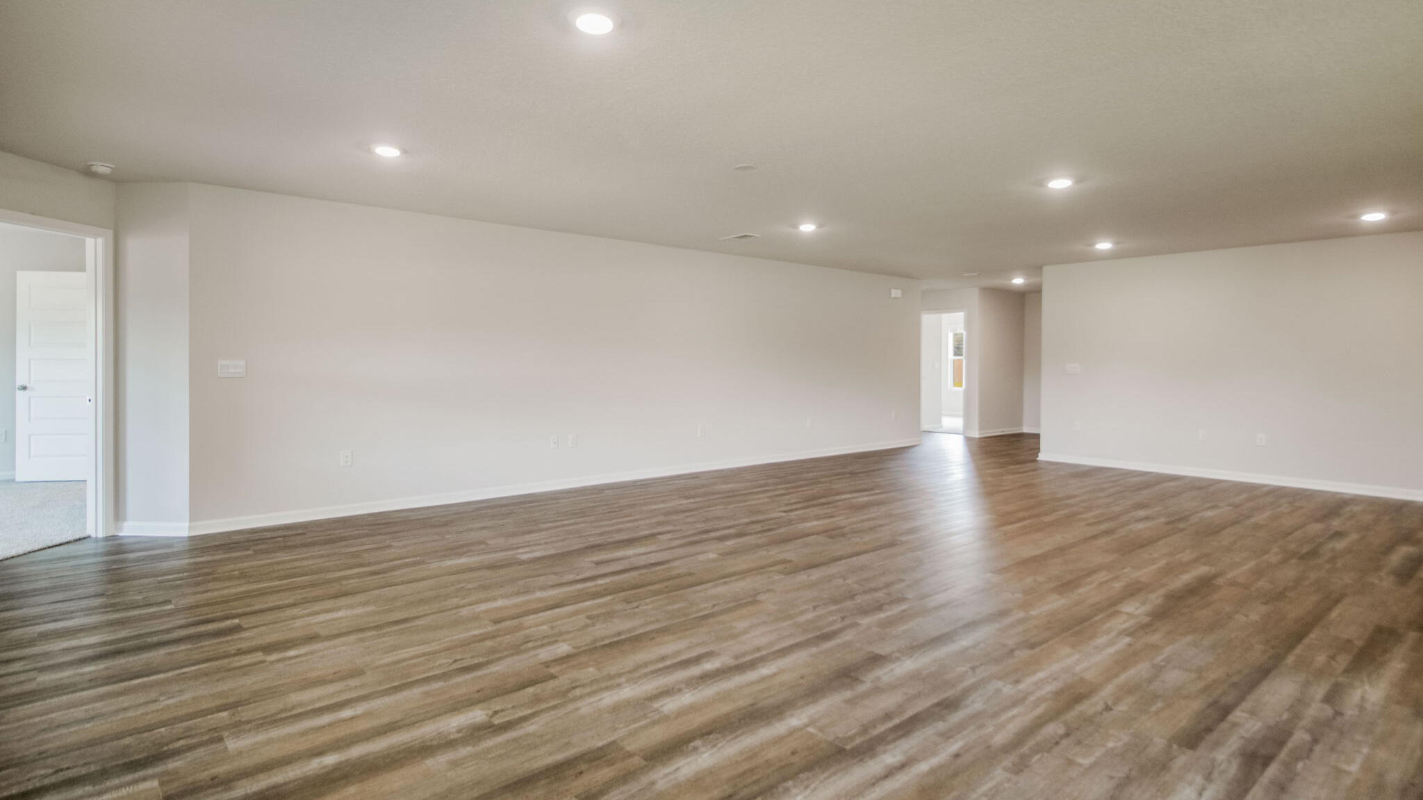 PLANTATION WOODS - Residential