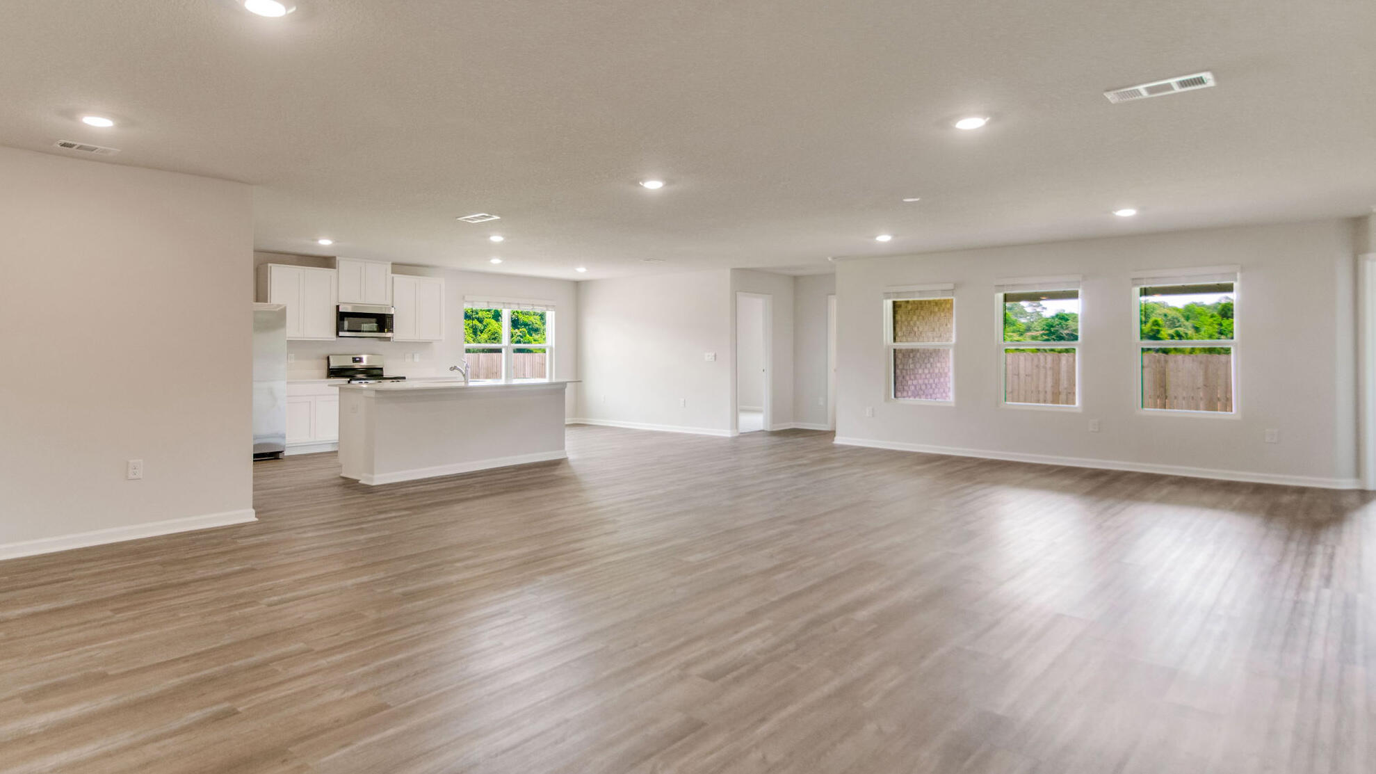 PLANTATION WOODS - Residential
