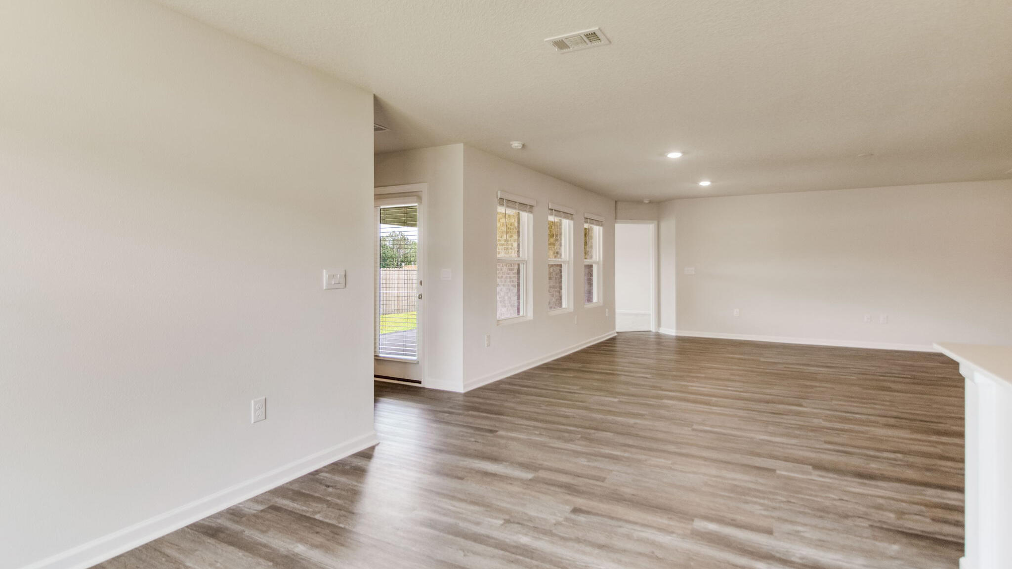 PLANTATION WOODS - Residential