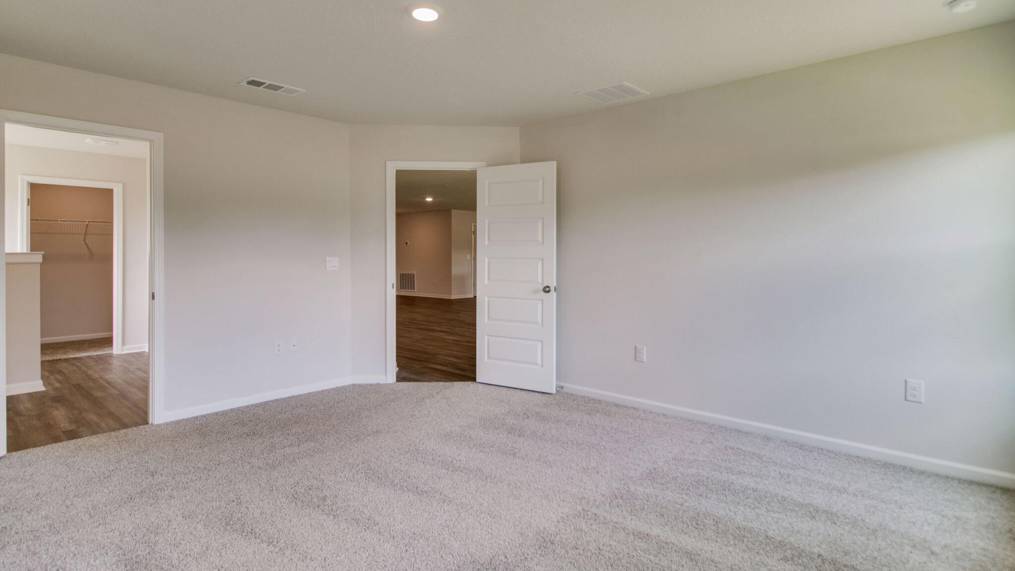 PLANTATION WOODS - Residential