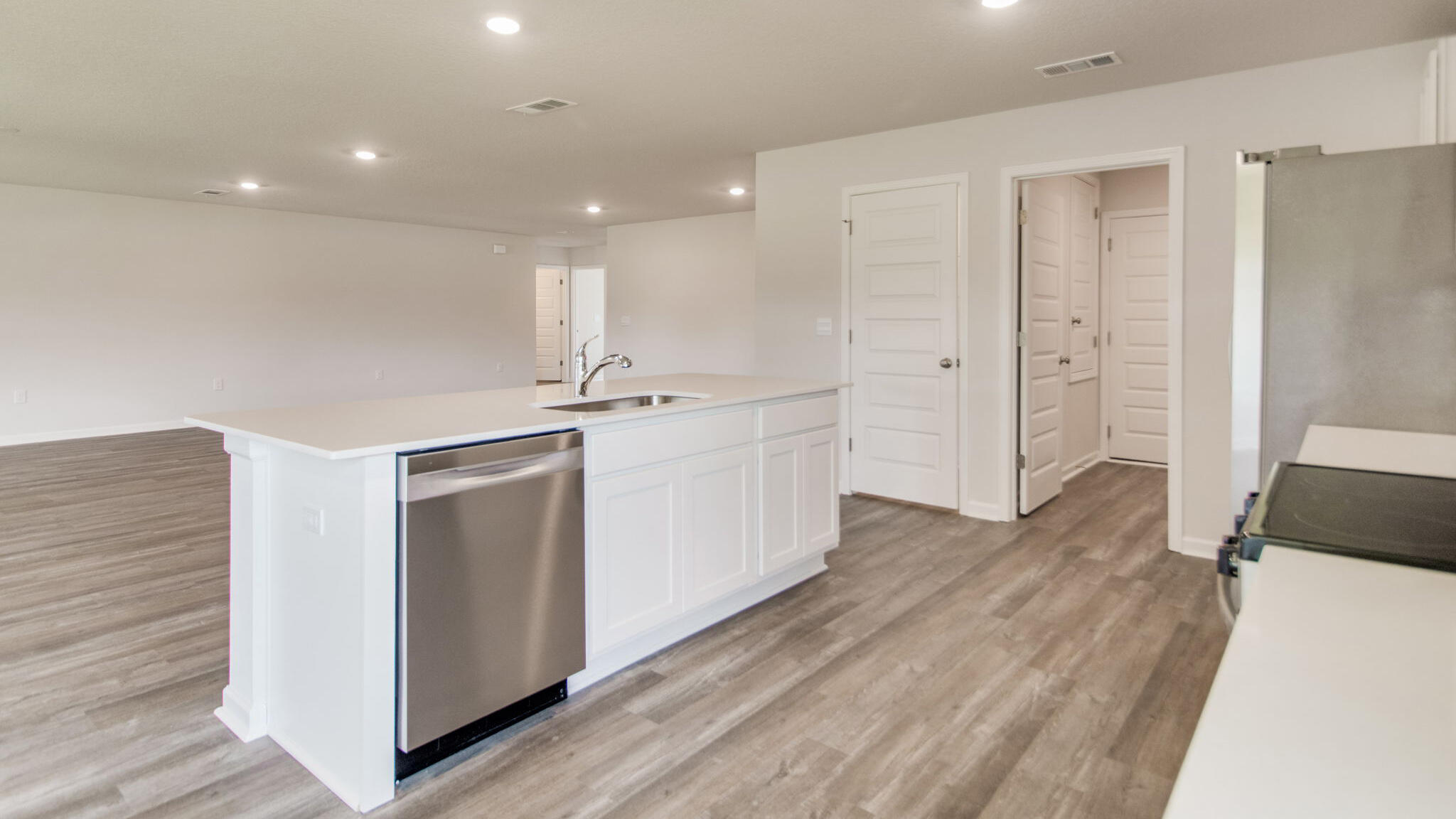 PLANTATION WOODS - Residential