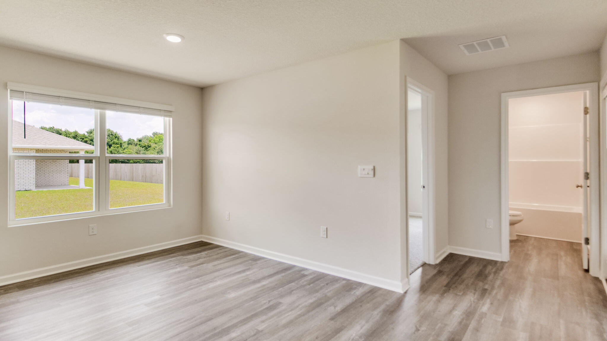 PLANTATION WOODS - Residential