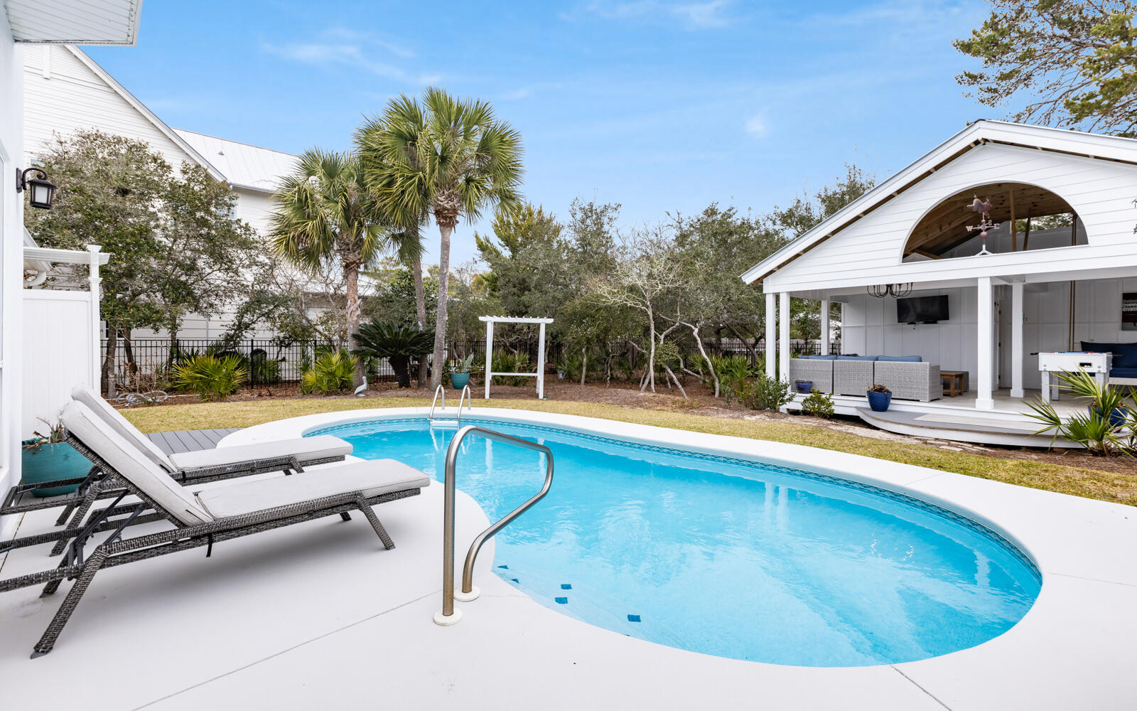 BLUE MOUNTAIN BEACH - Residential