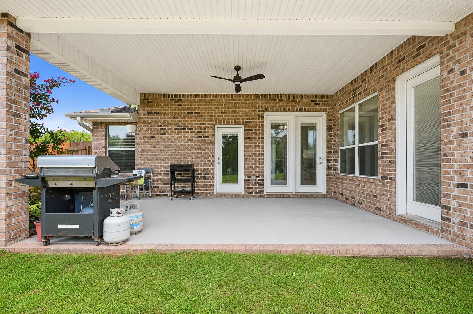 Wind Meadows - Residential