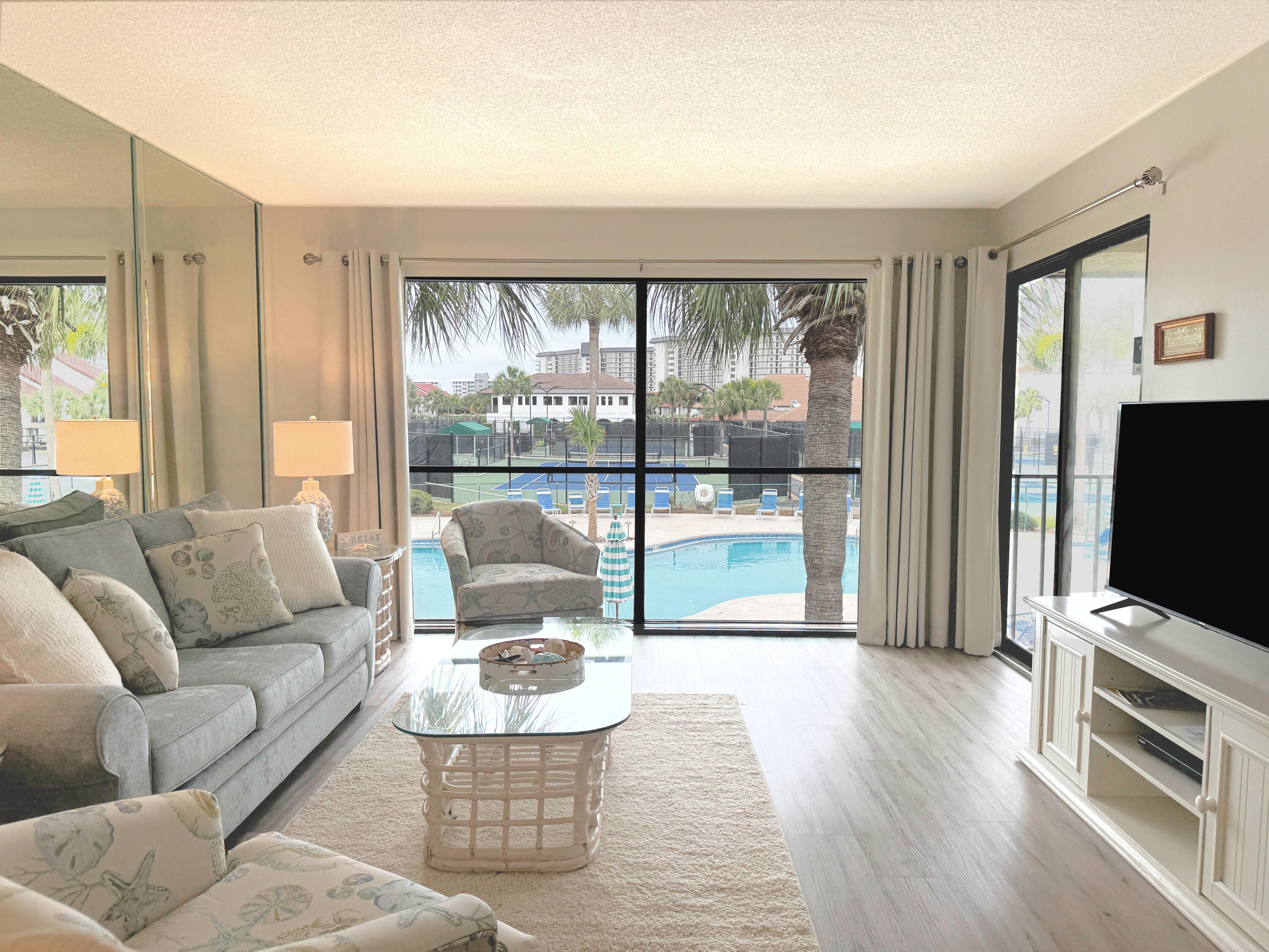 River Oaks Tennis Villas - Residential