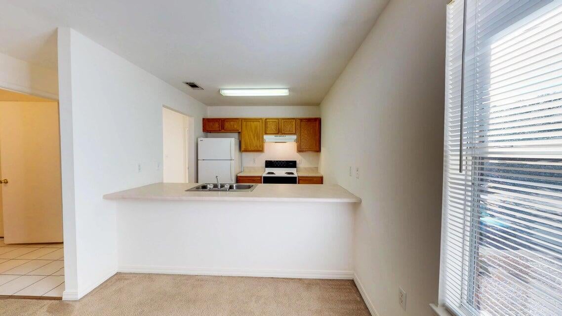 SILVERWOOD - Residential Lease