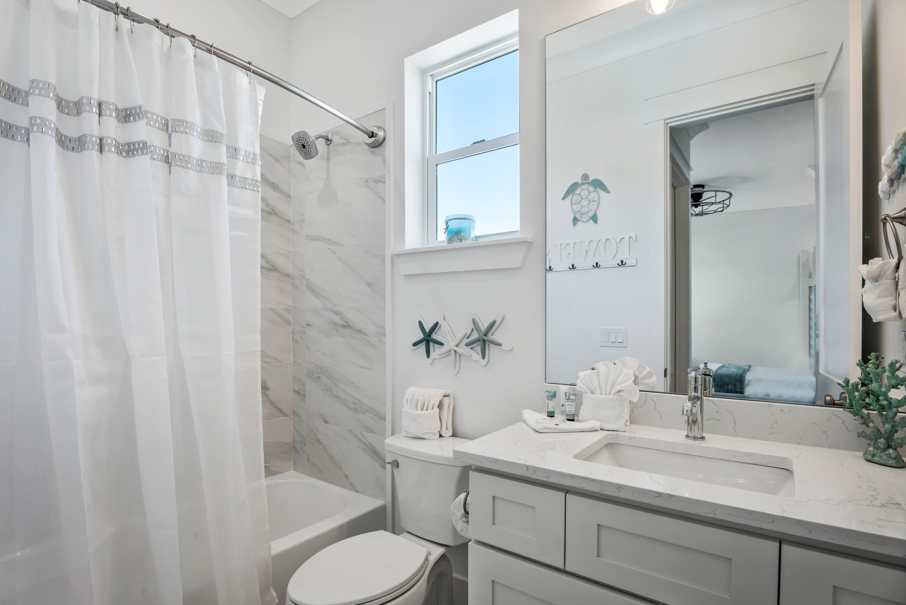 EMERALD WATERS VILLAGE - Residential