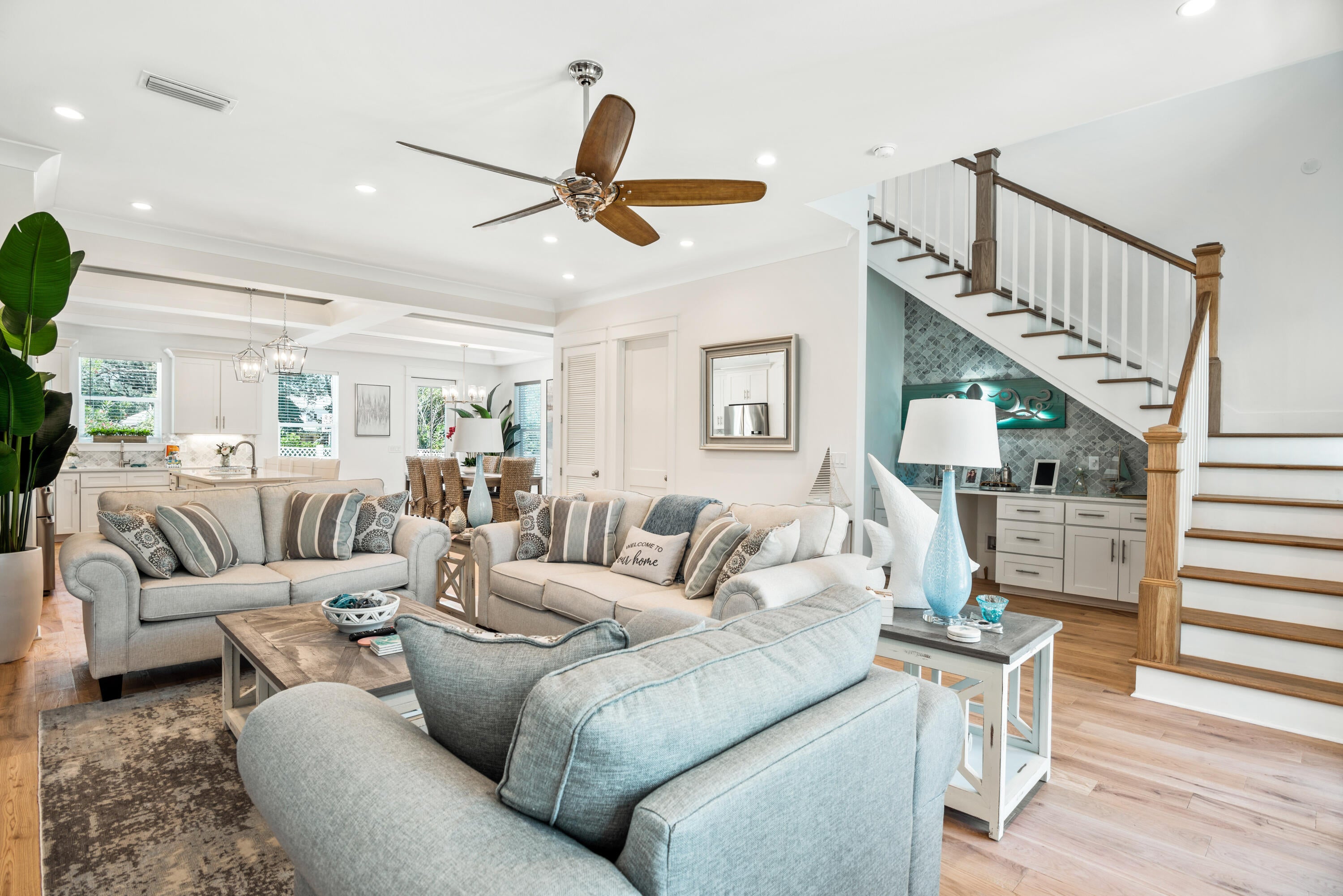 EMERALD WATERS VILLAGE - Residential