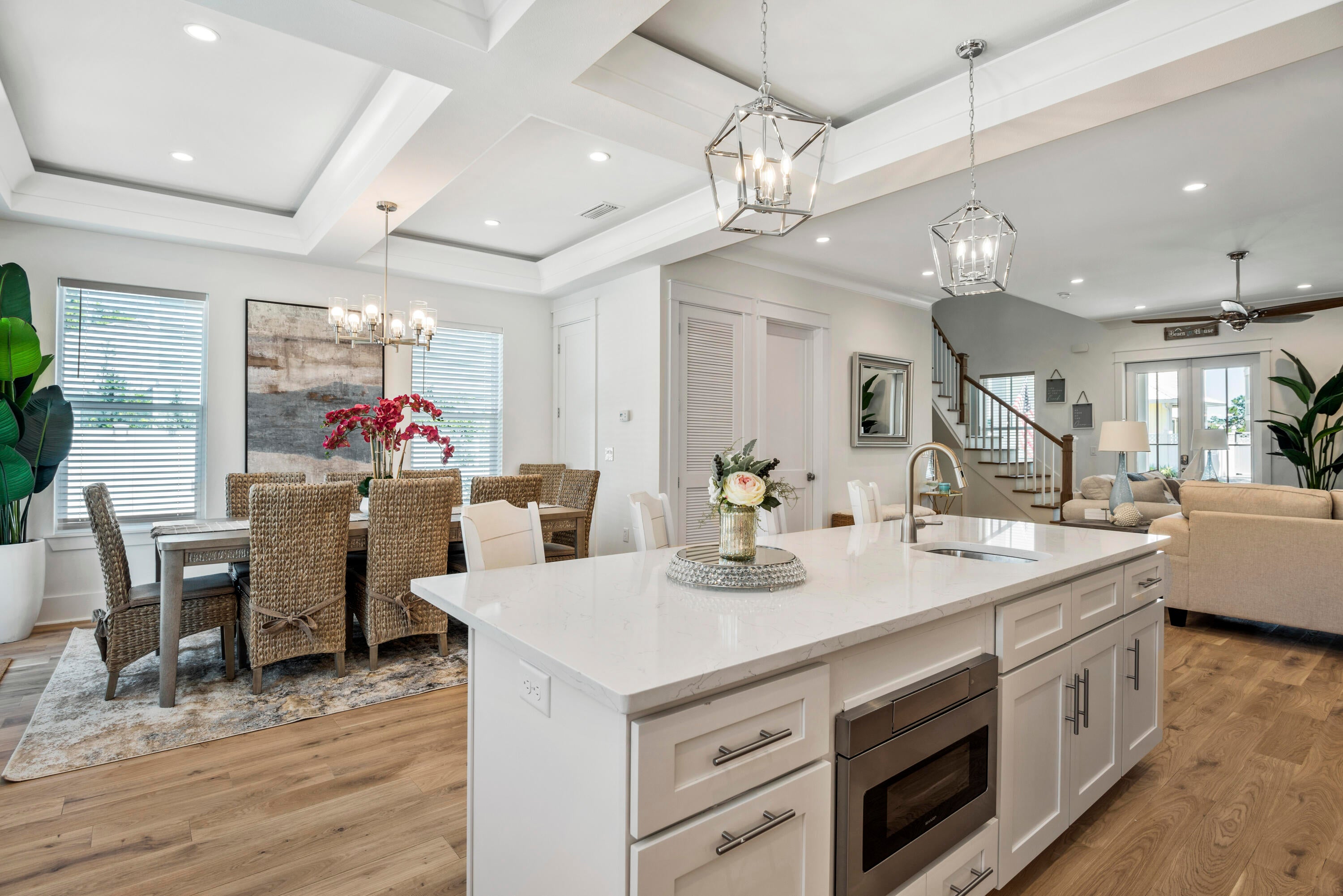 EMERALD WATERS VILLAGE - Residential