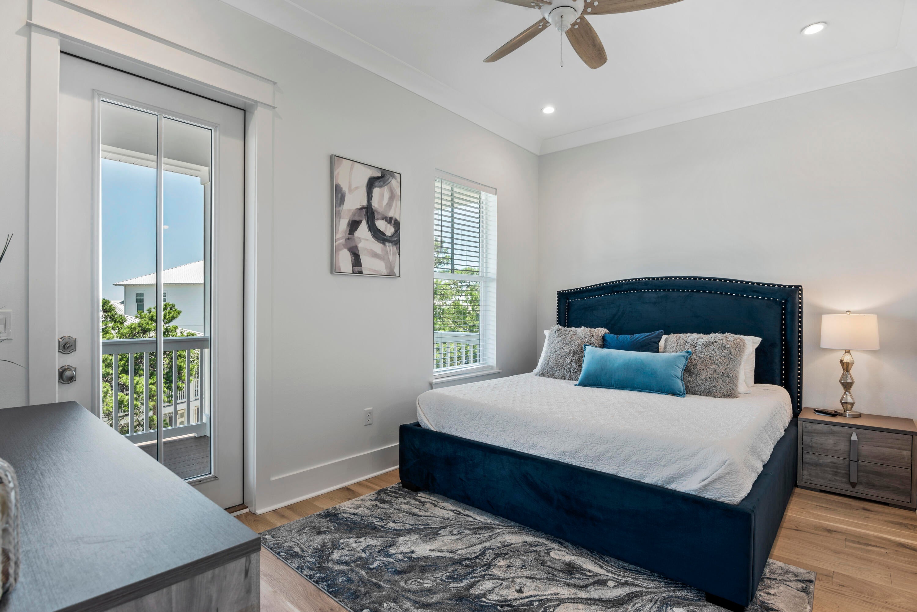 EMERALD WATERS VILLAGE - Residential