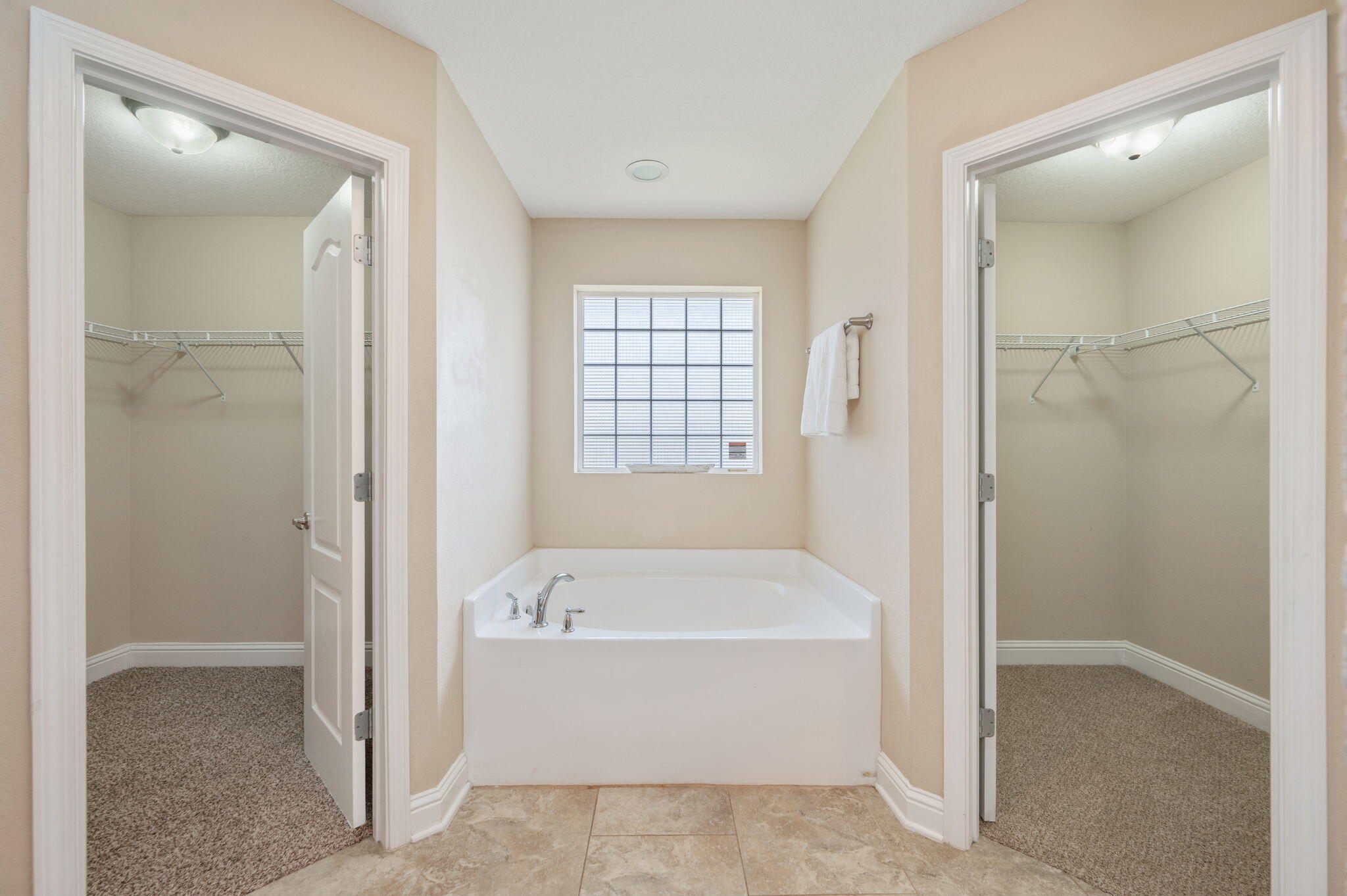 BROOKE ESTATES PH III - Residential