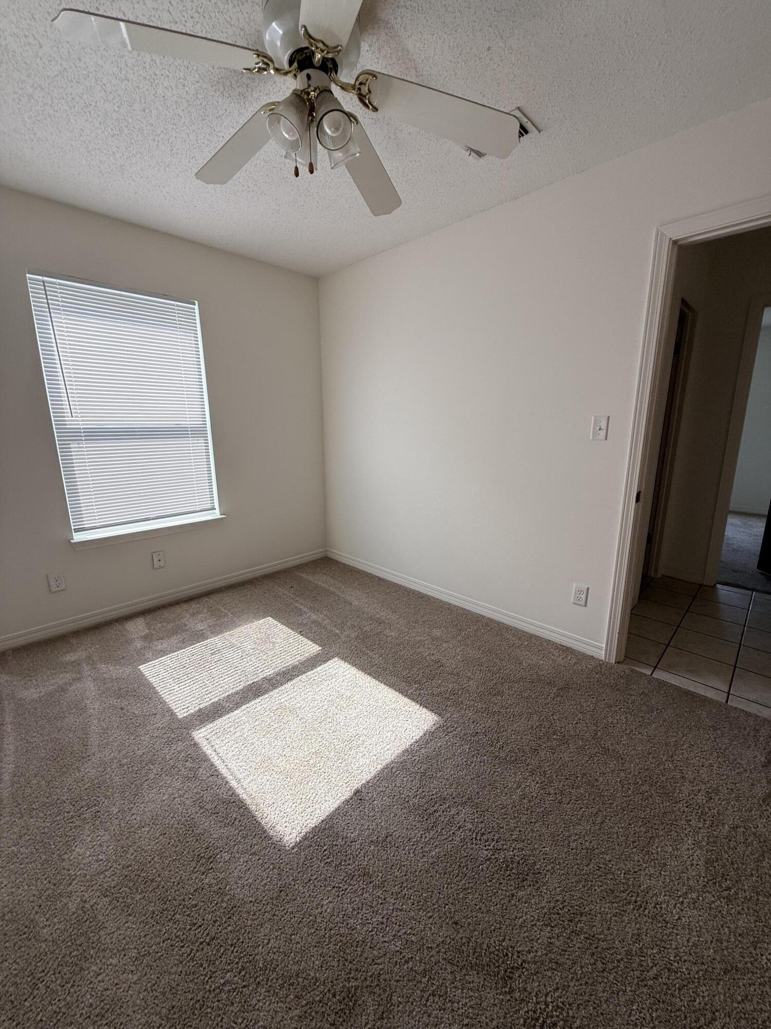 LANDVIEW ESTATES - Residential Lease