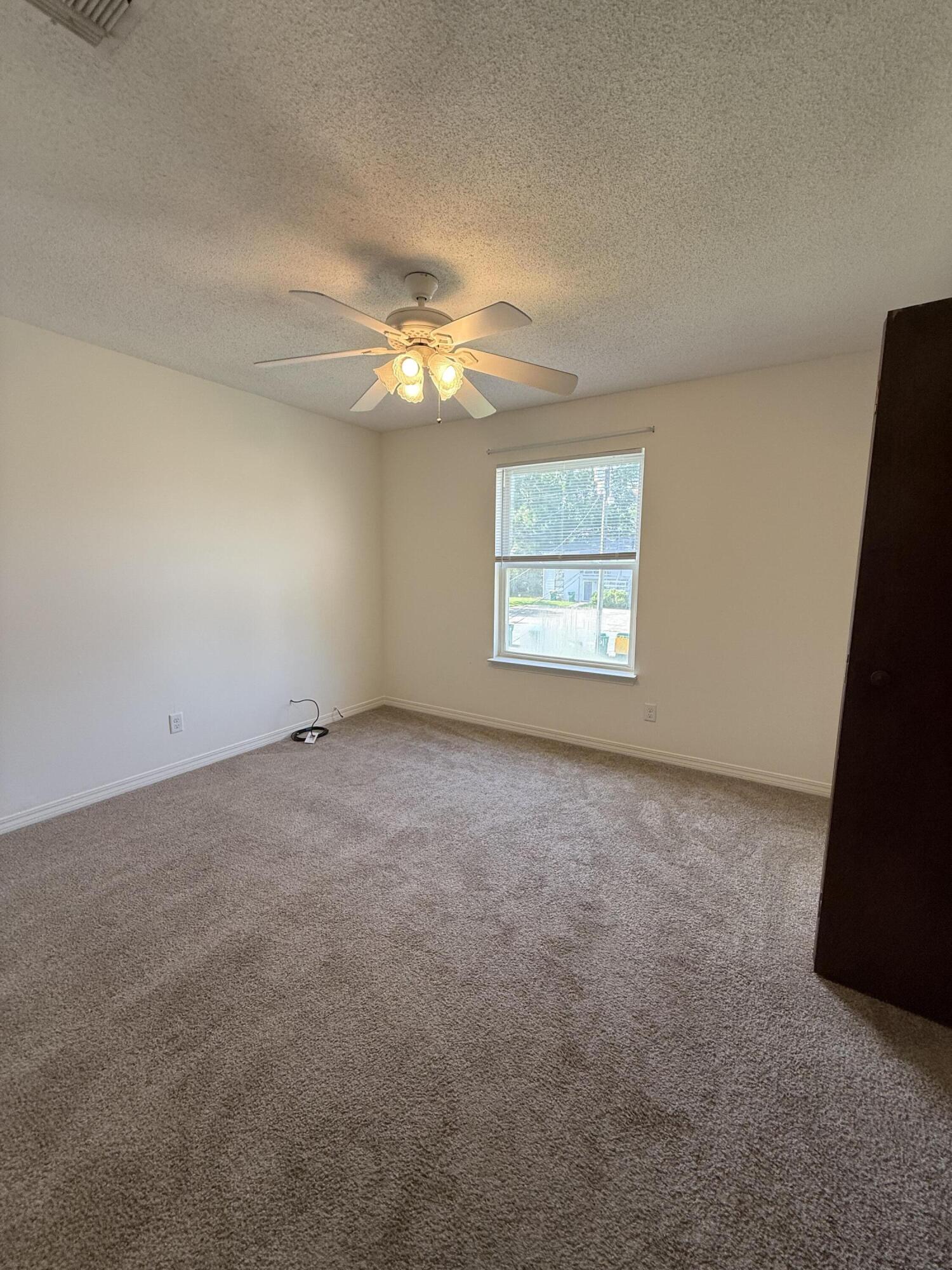 LANDVIEW ESTATES - Residential Lease