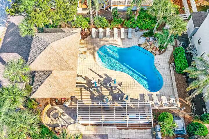 SANTA ROSA GOLF VILLAS - Residential
