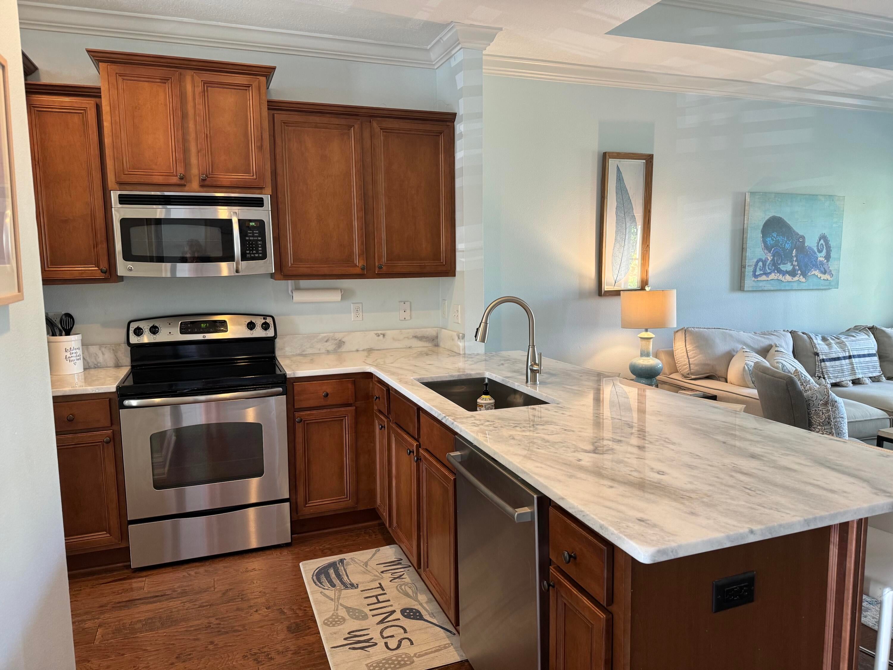 SANTA ROSA GOLF VILLAS - Residential