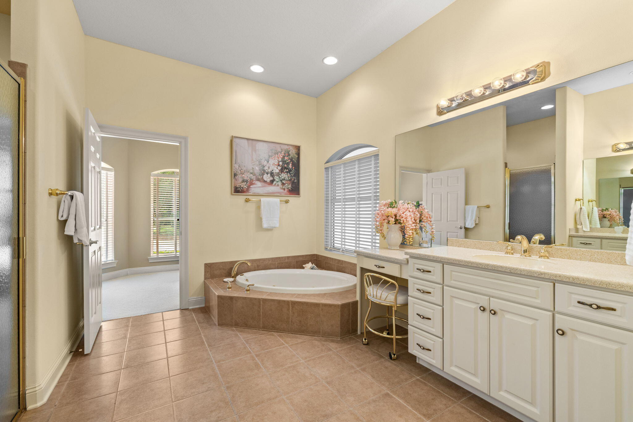 REGATTA BAY - Residential