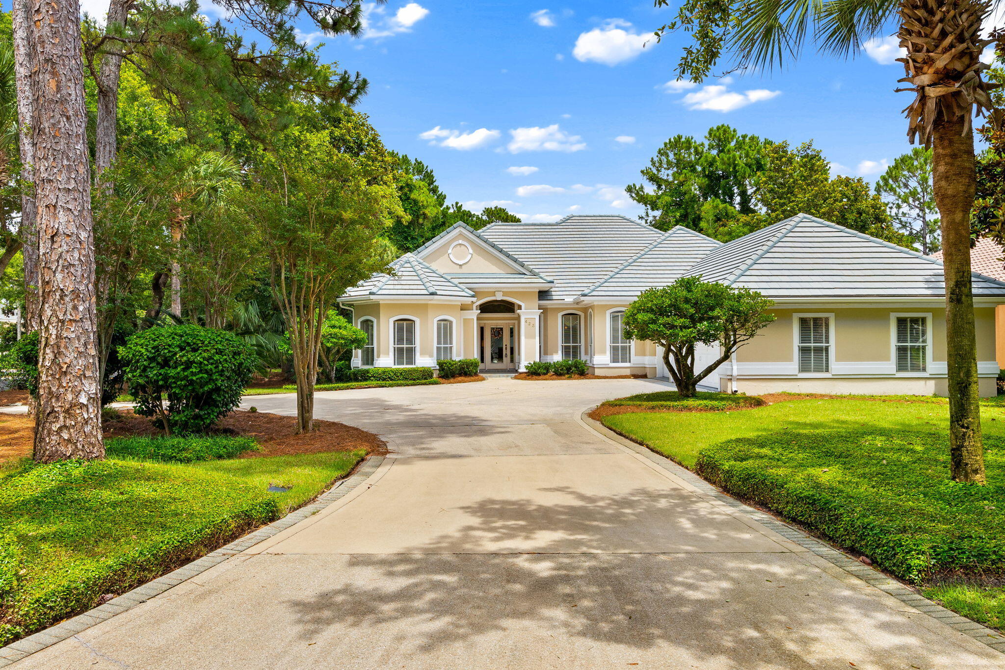 REGATTA BAY - Residential