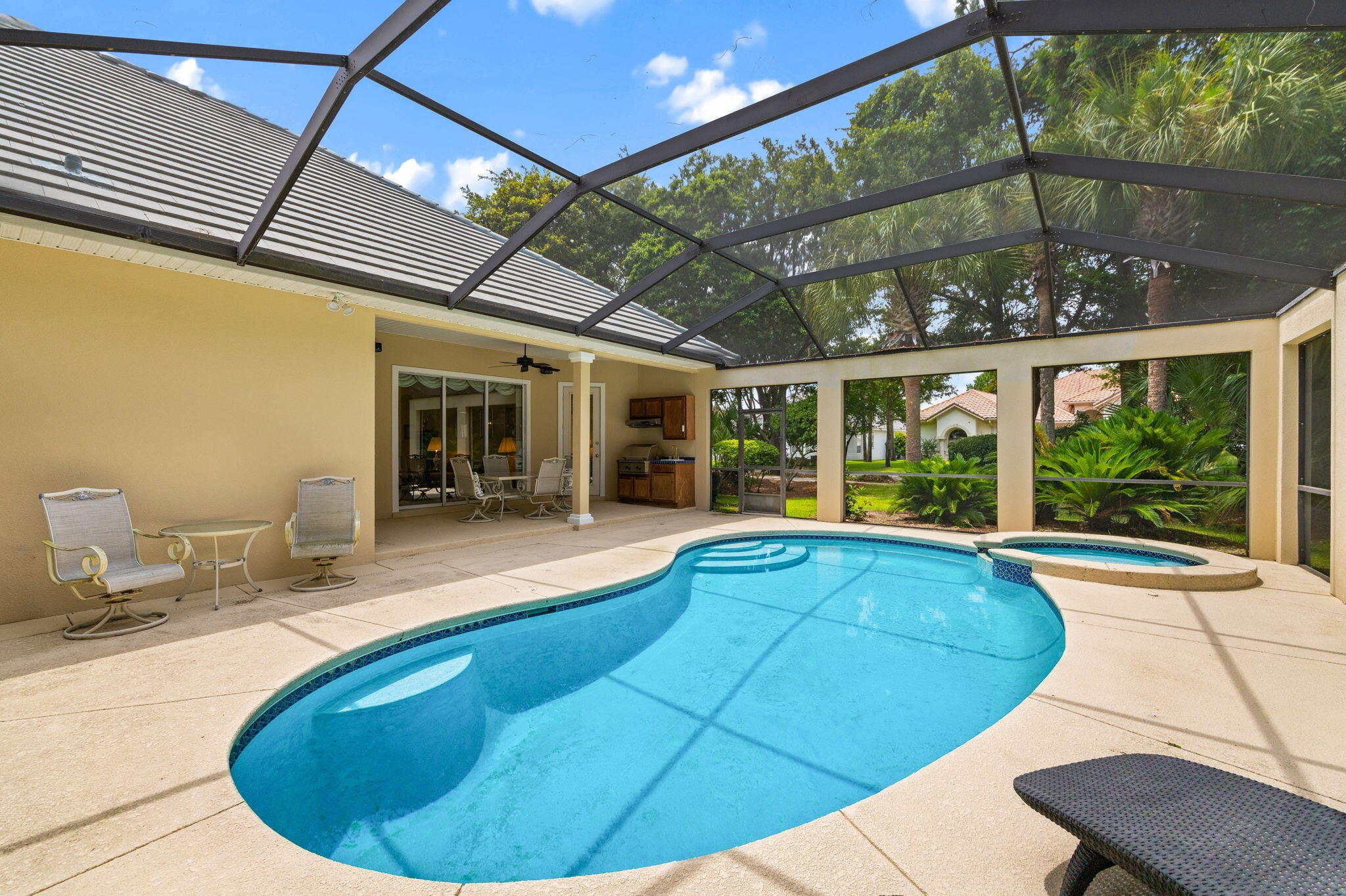 REGATTA BAY - Residential