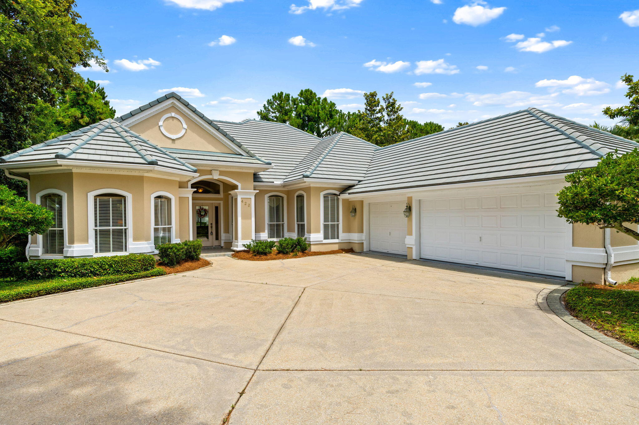 REGATTA BAY - Residential