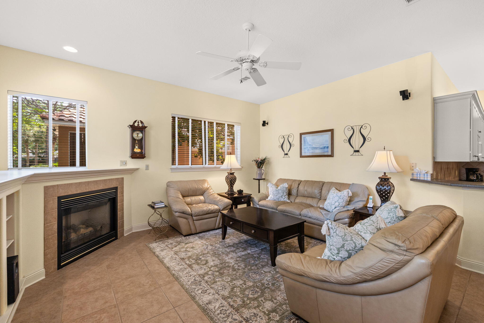 REGATTA BAY - Residential