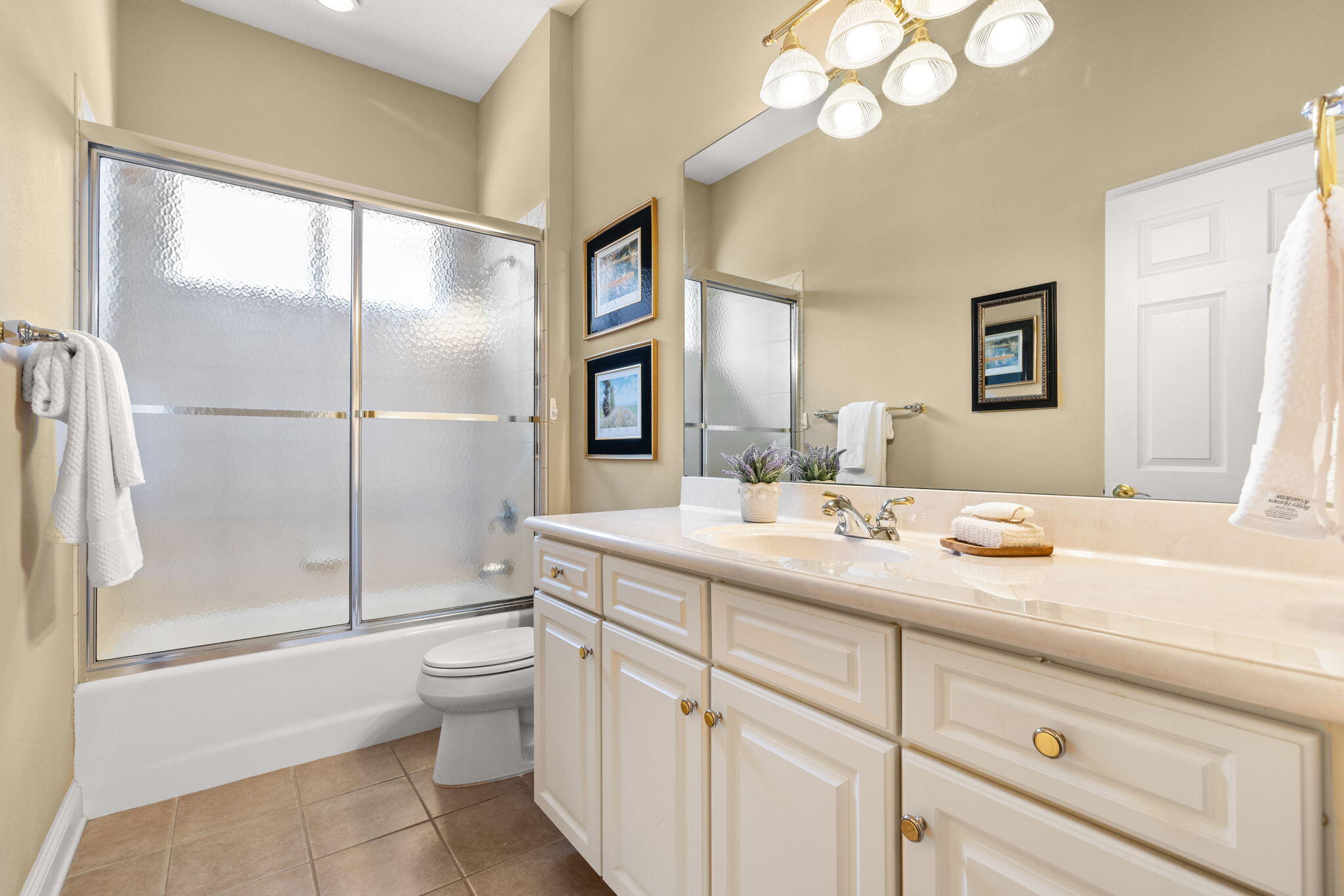 REGATTA BAY - Residential