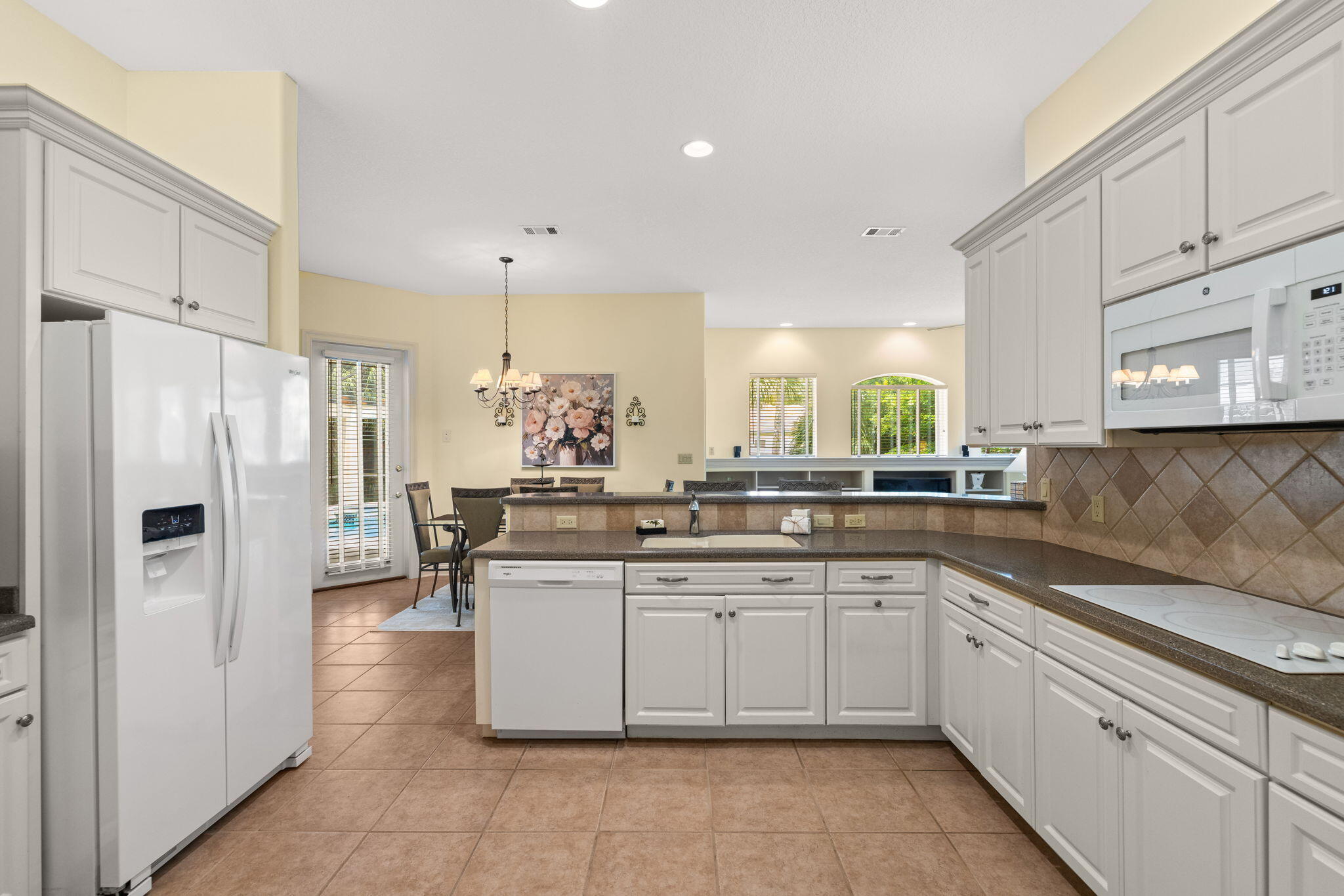 REGATTA BAY - Residential