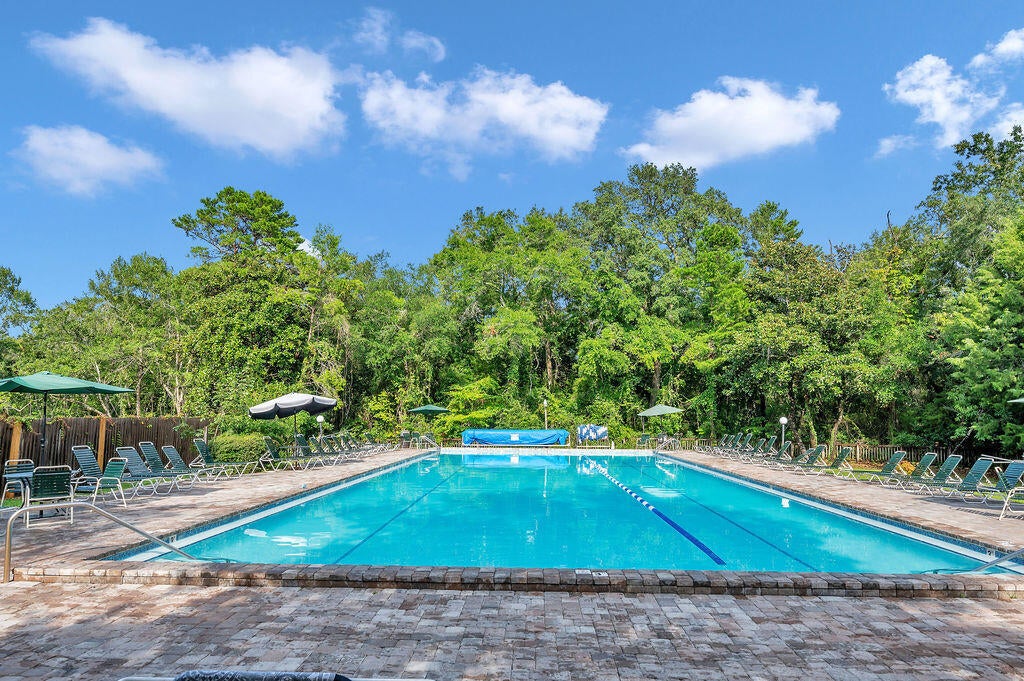 LAKESIDE CONDO AT BLUEWATER BAY - Residential