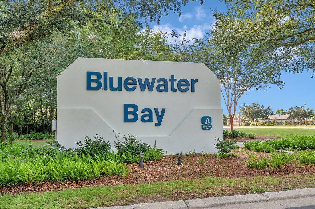 LAKESIDE CONDO AT BLUEWATER BAY - Residential