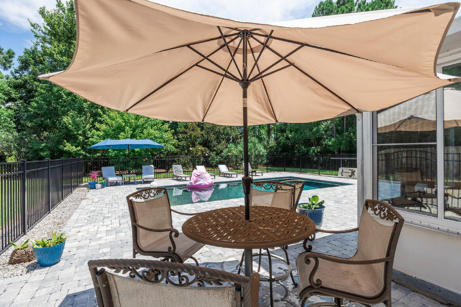 DRIFTWOOD ESTATES - Residential Lease