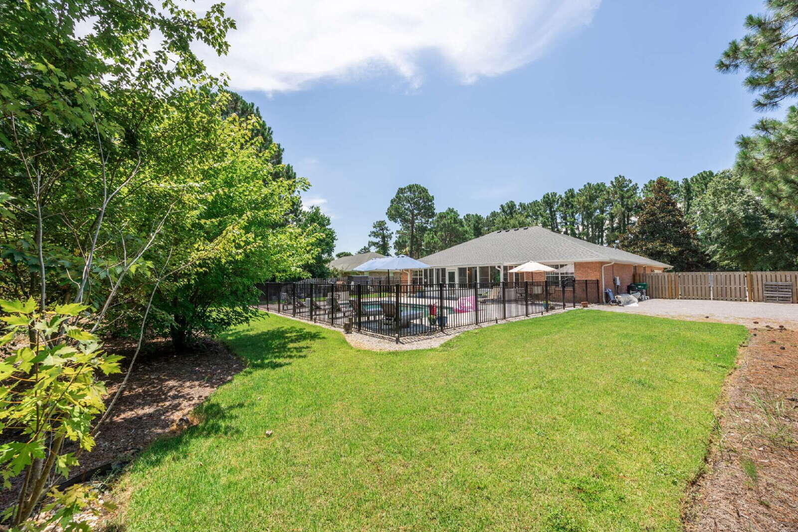 DRIFTWOOD ESTATES - Residential Lease