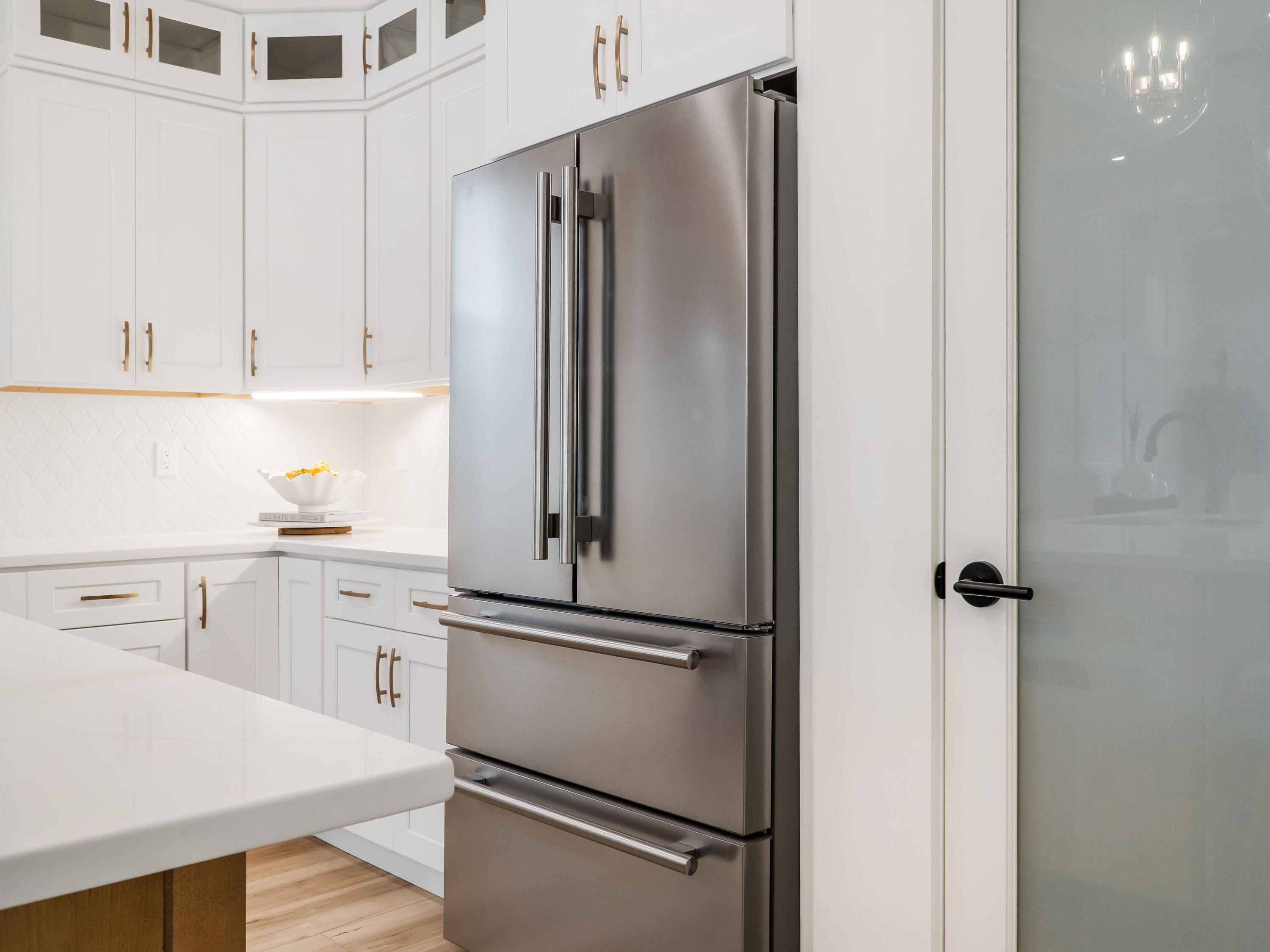 EASTERN LAKE S/D - Residential