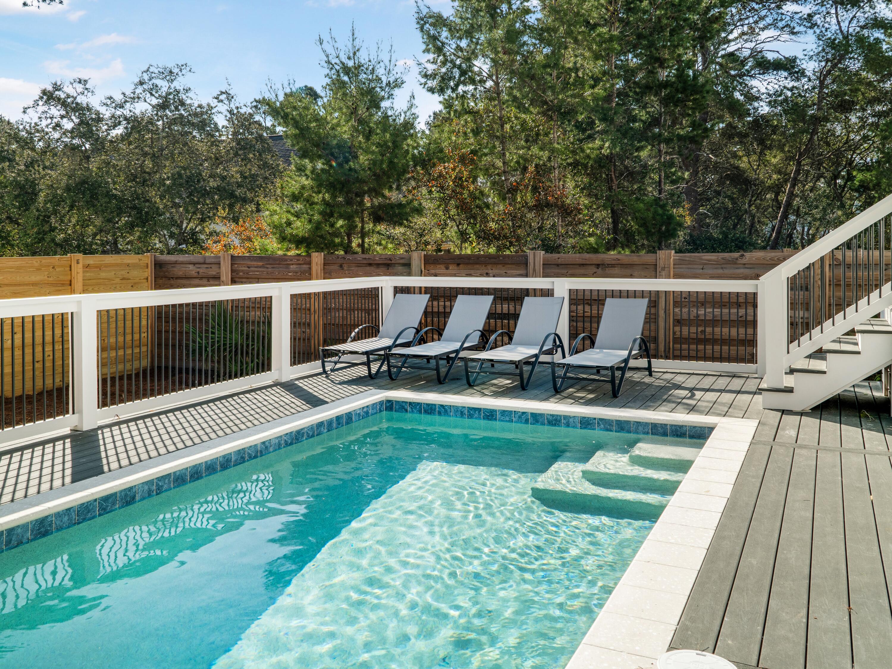EASTERN LAKE S/D - Residential