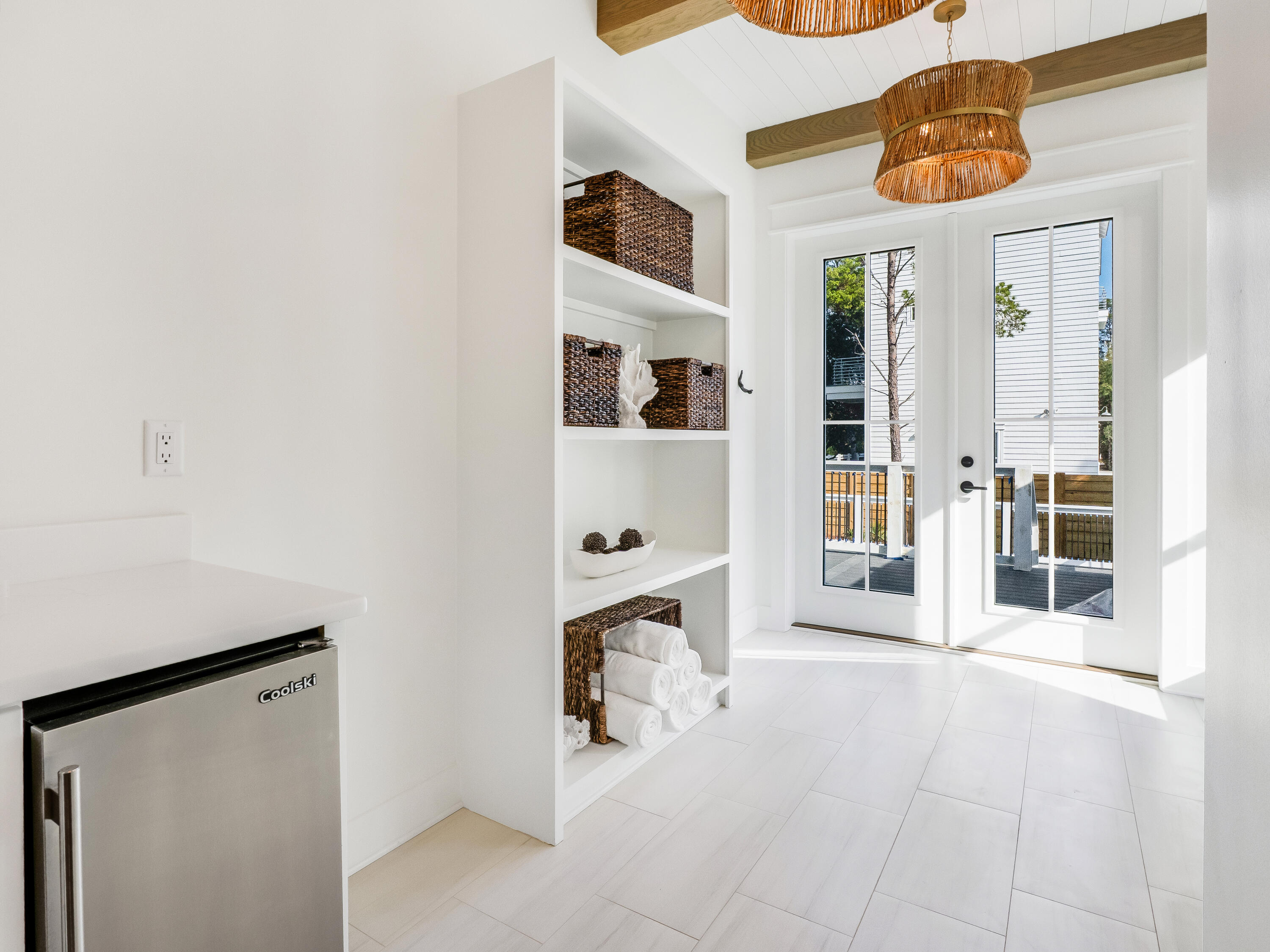 EASTERN LAKE S/D - Residential