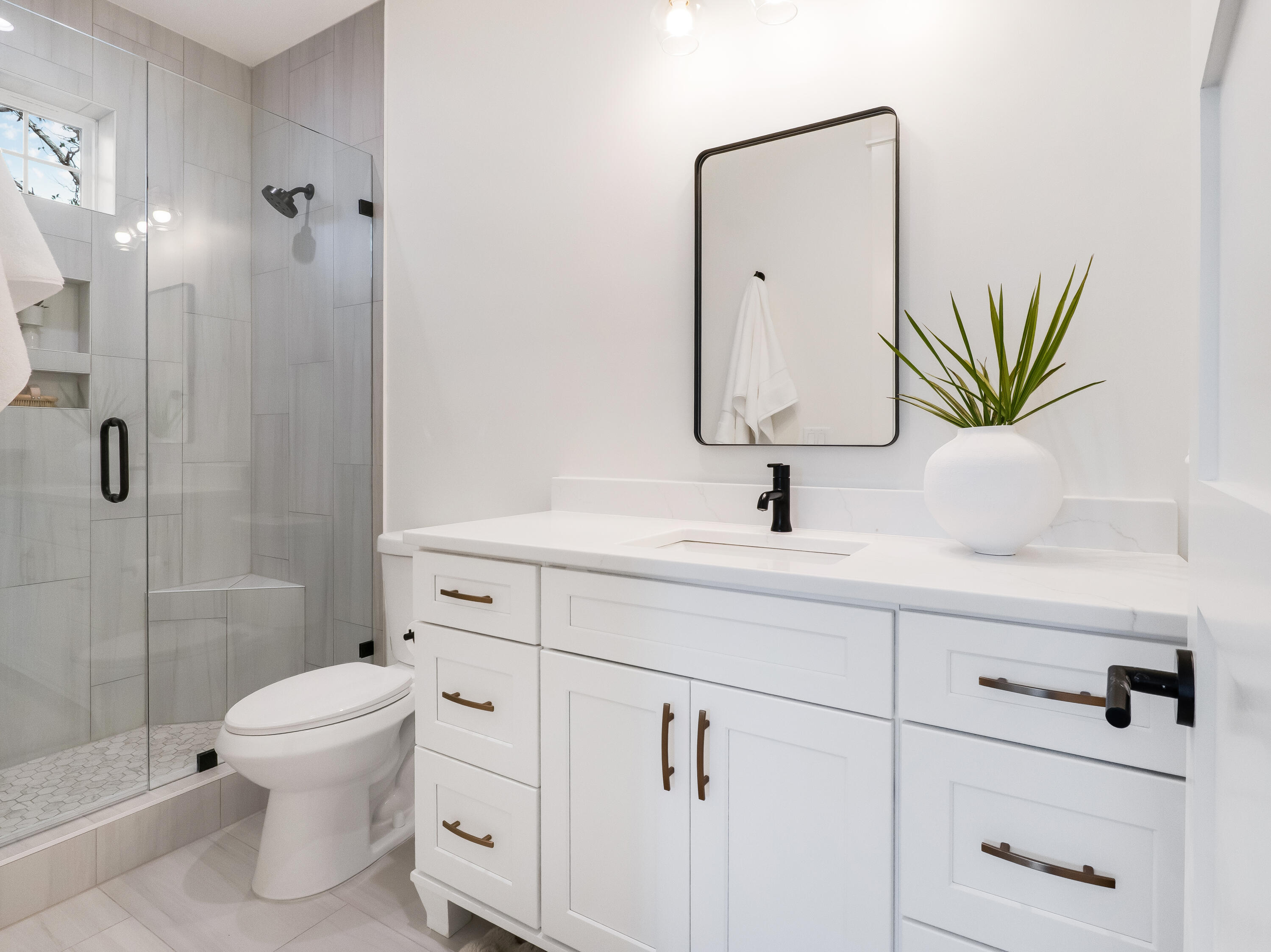 EASTERN LAKE S/D - Residential