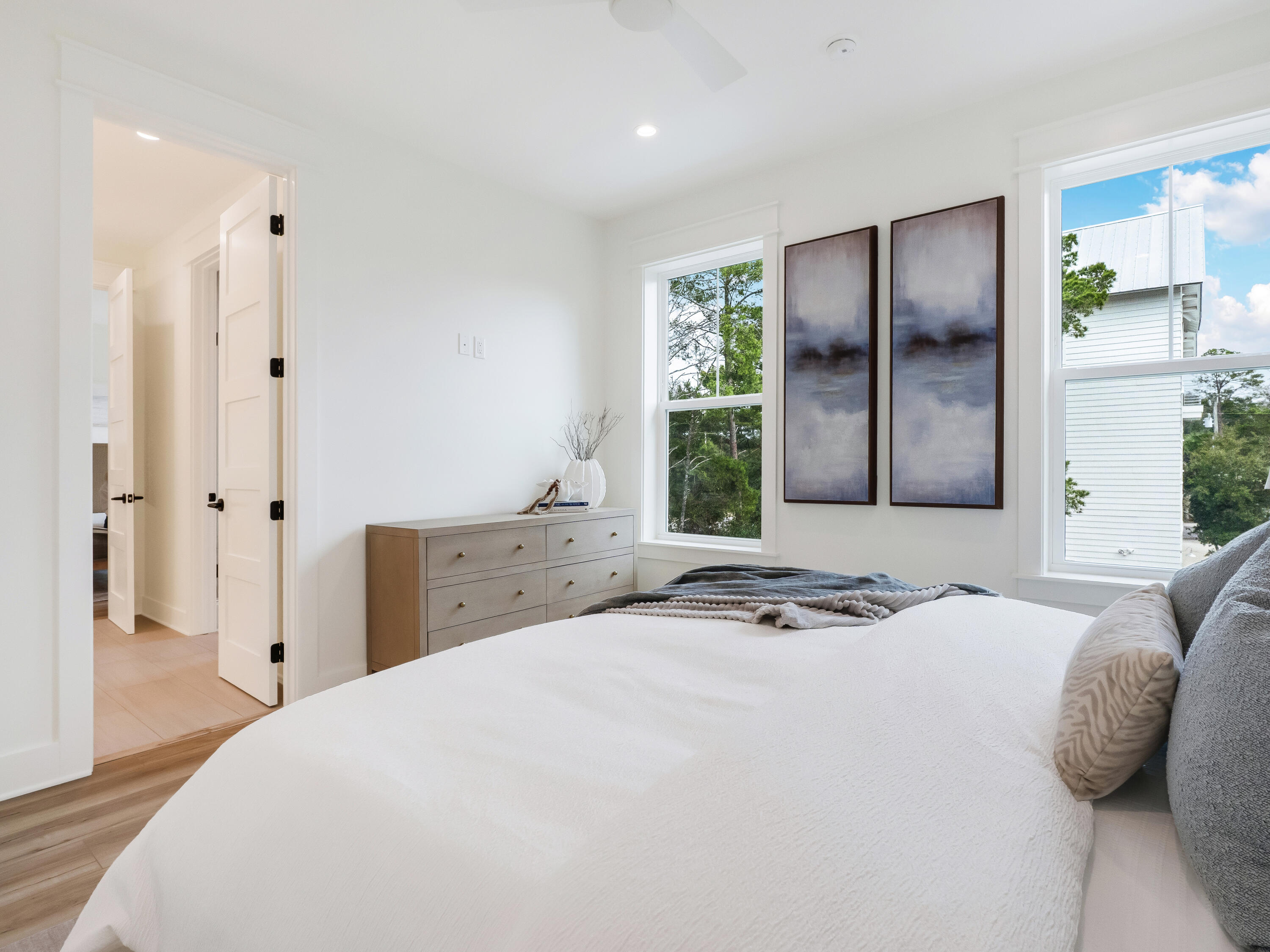 EASTERN LAKE S/D - Residential