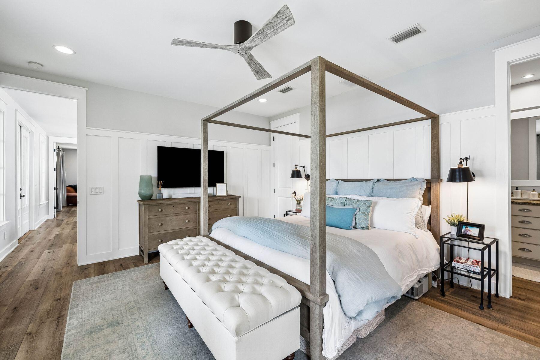 CARSON OAKS - Residential