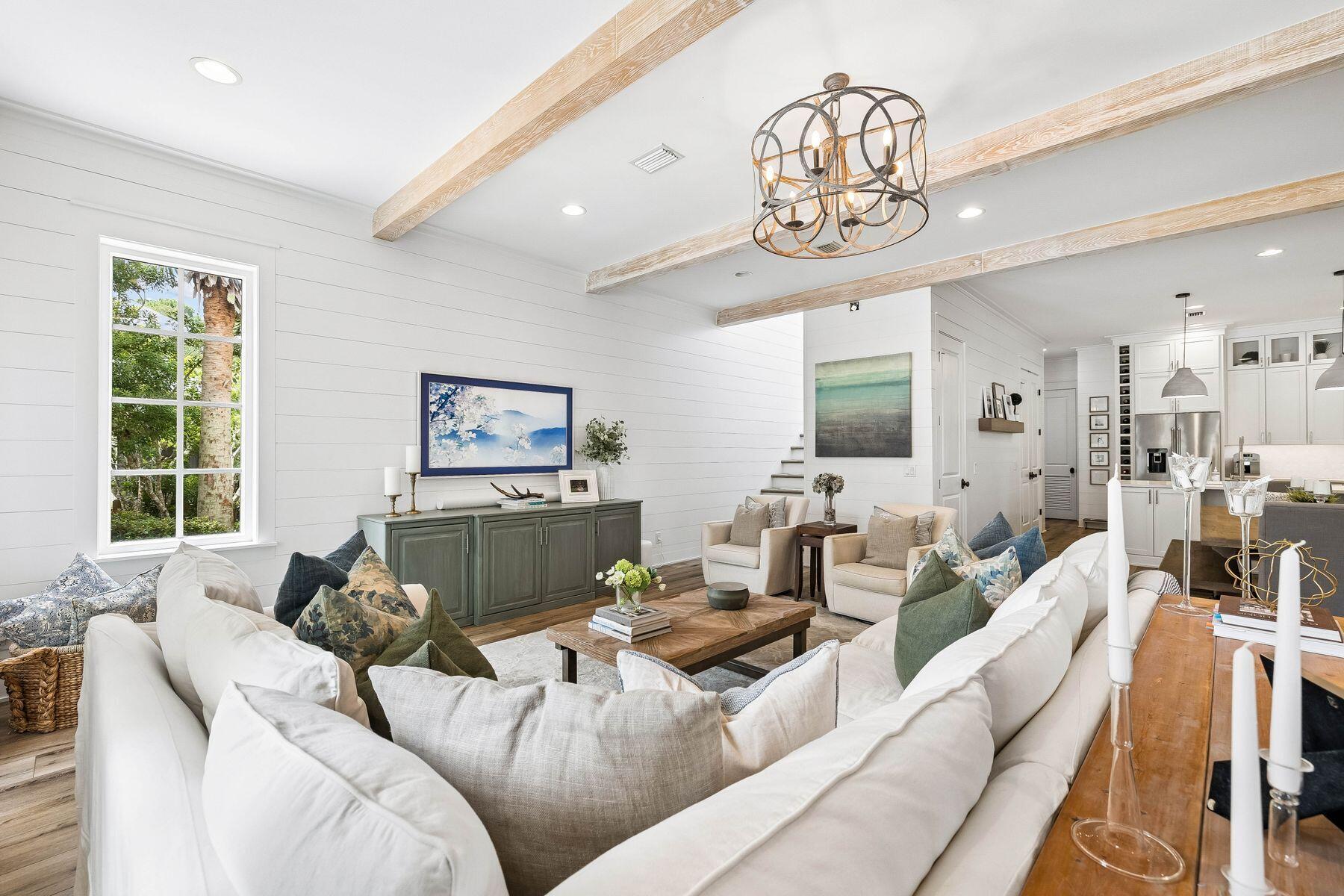 CARSON OAKS - Residential