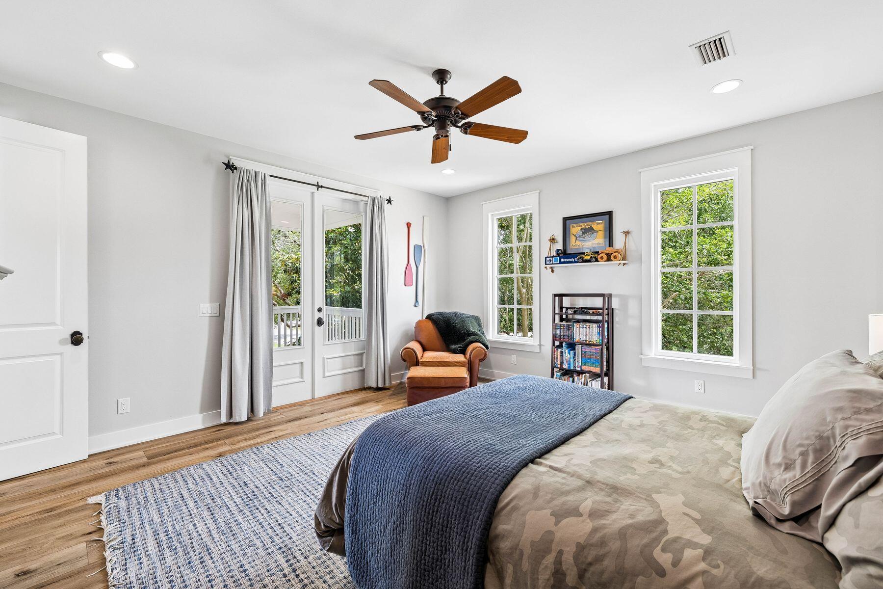 CARSON OAKS - Residential