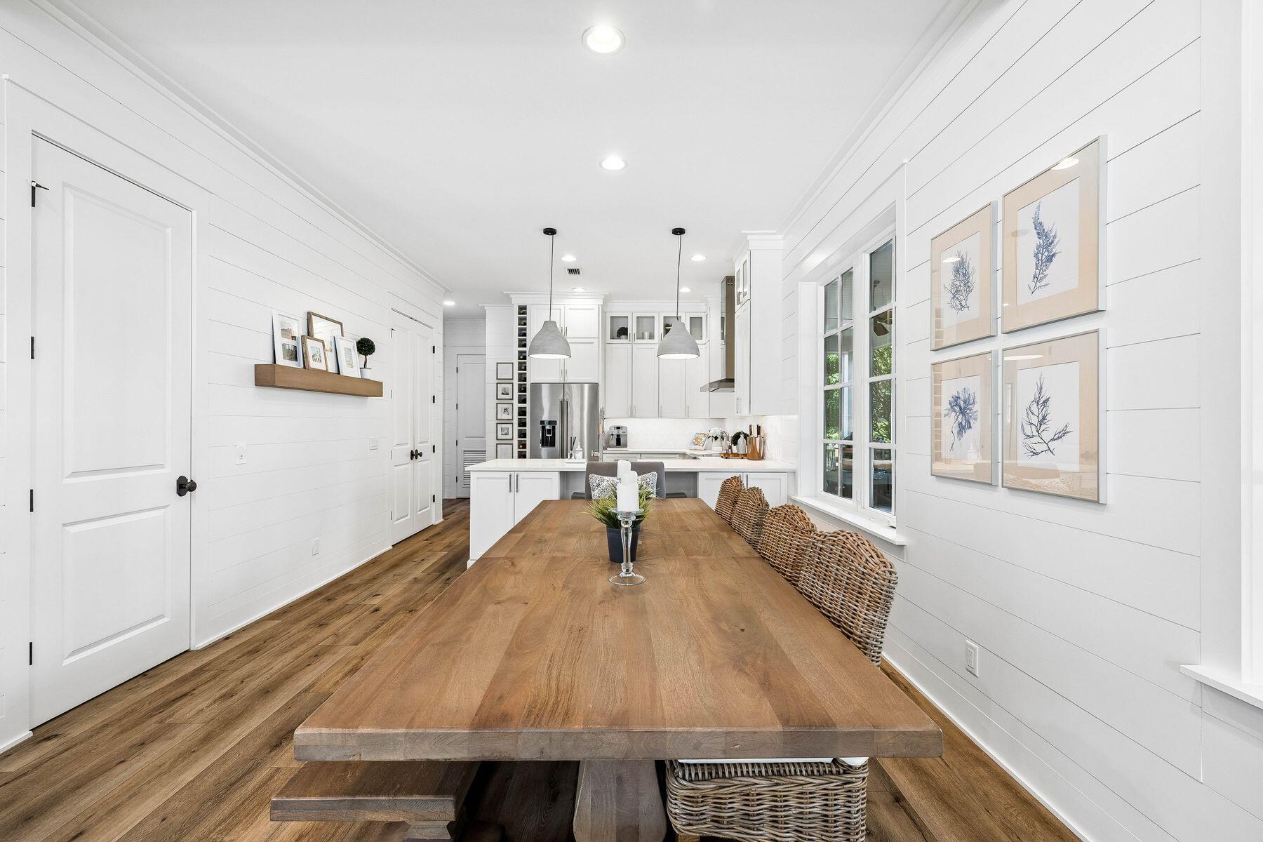 CARSON OAKS - Residential