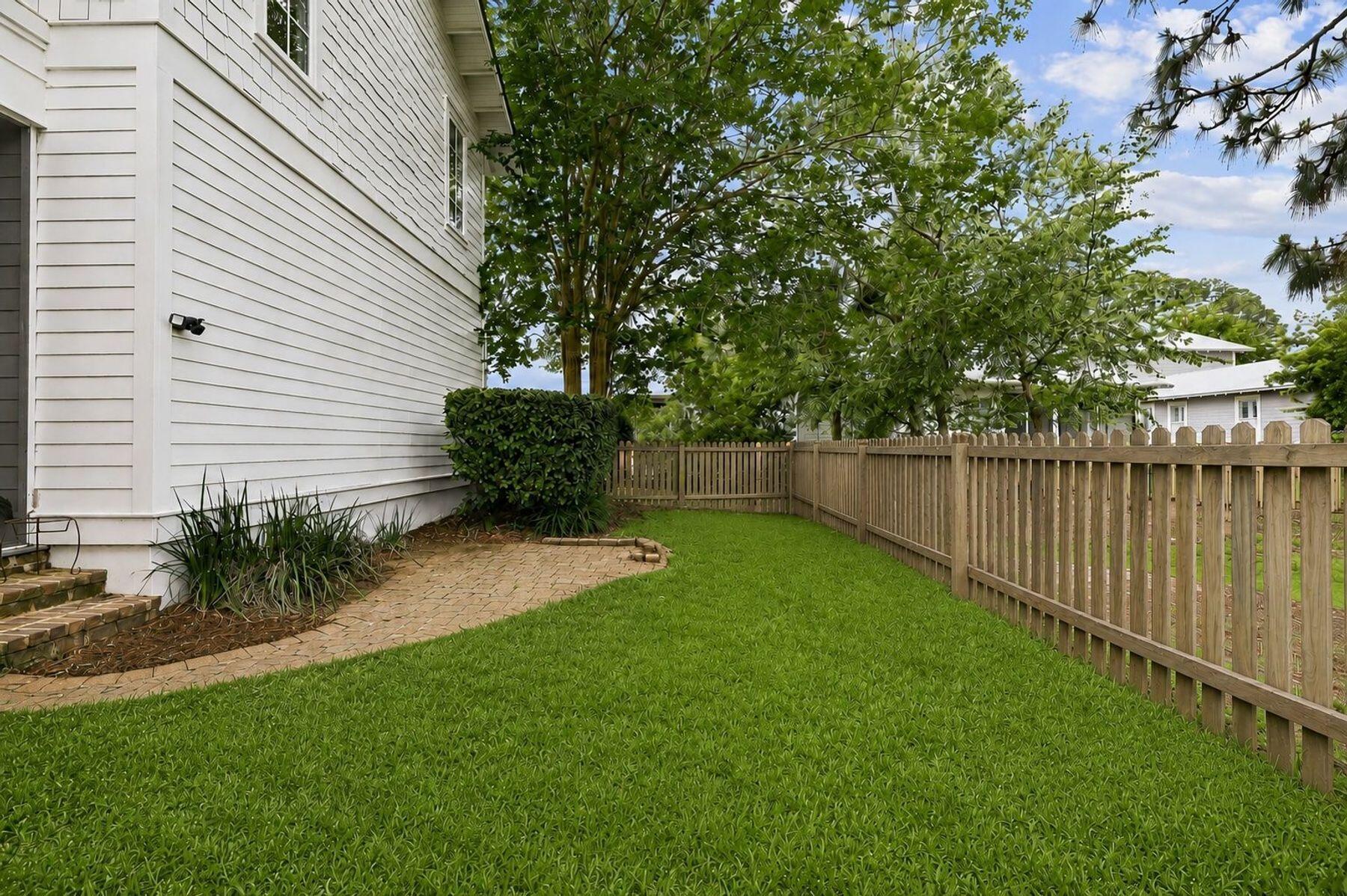 CARSON OAKS - Residential