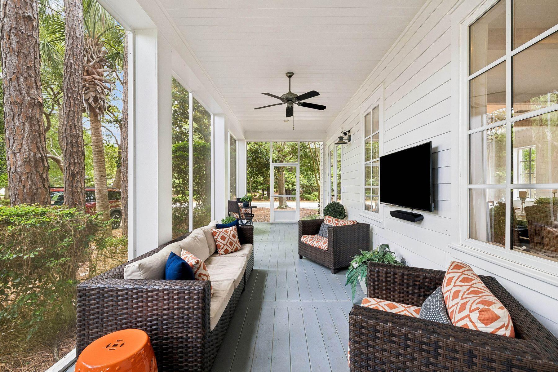 CARSON OAKS - Residential