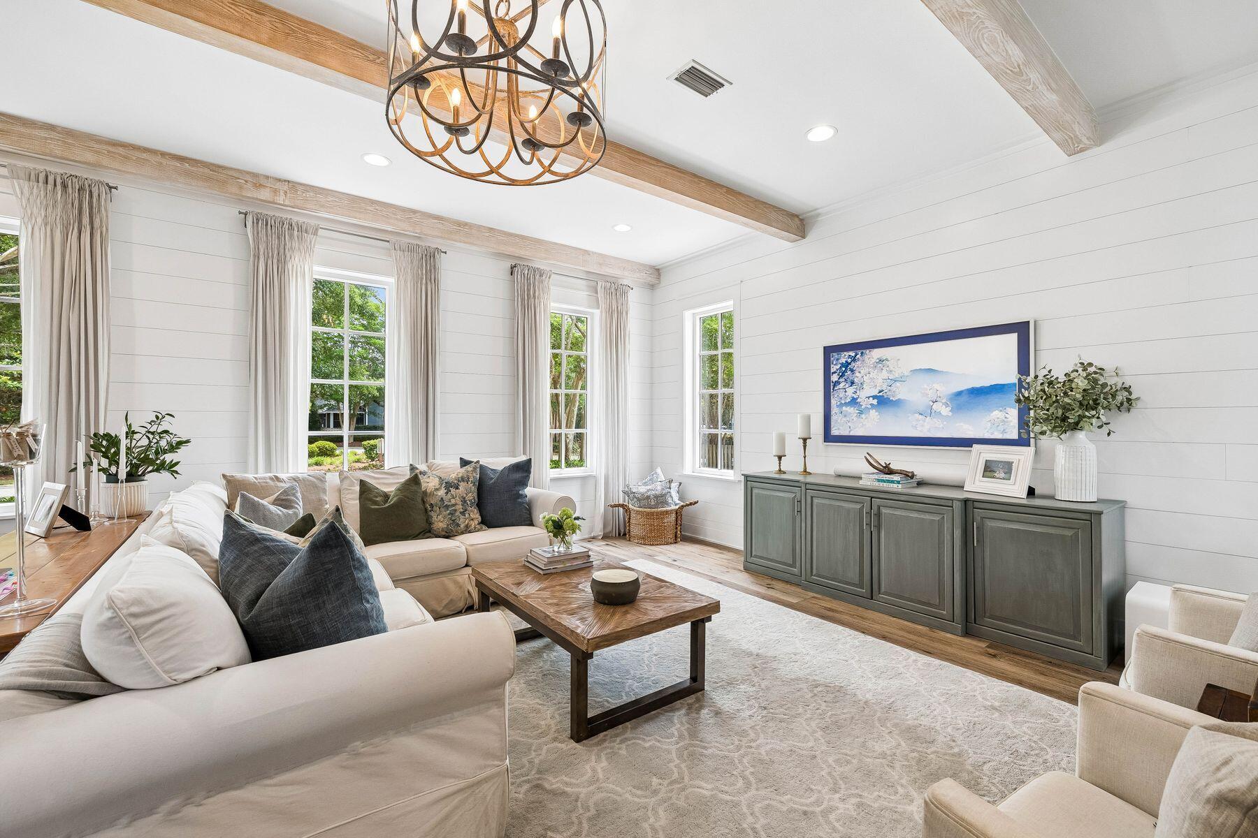 CARSON OAKS - Residential