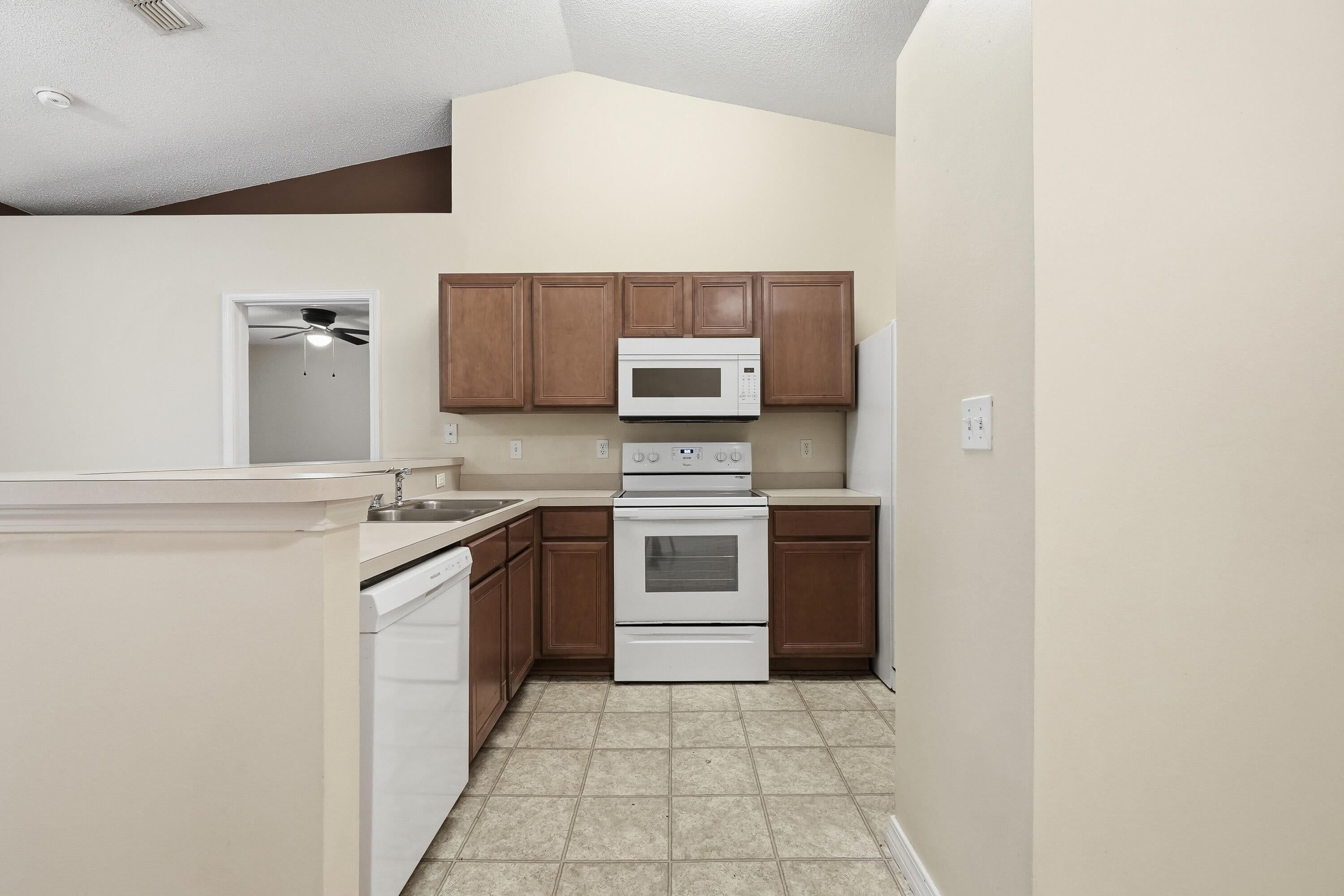 RIDGE CREST PH II - Residential