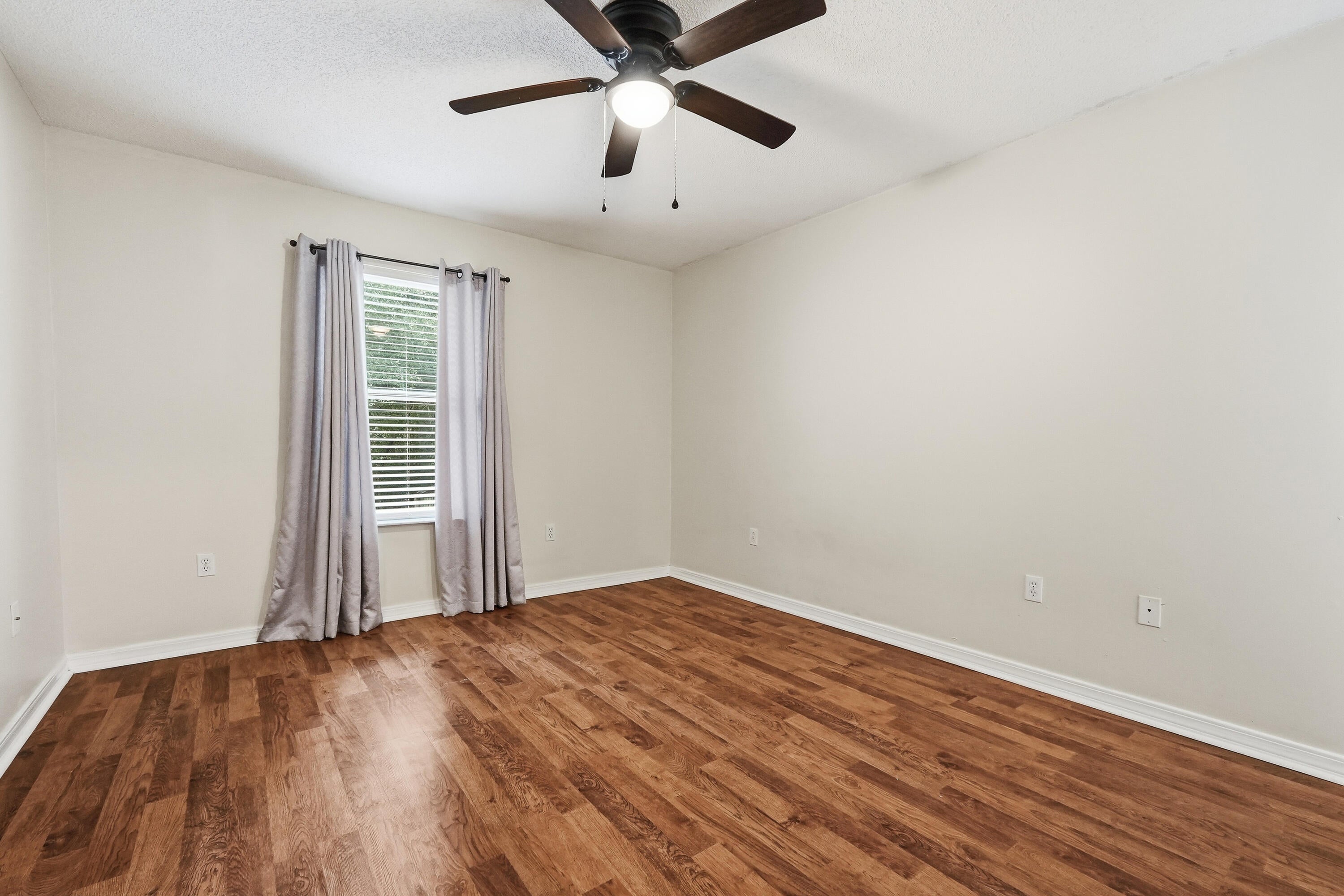 RIDGE CREST PH II - Residential