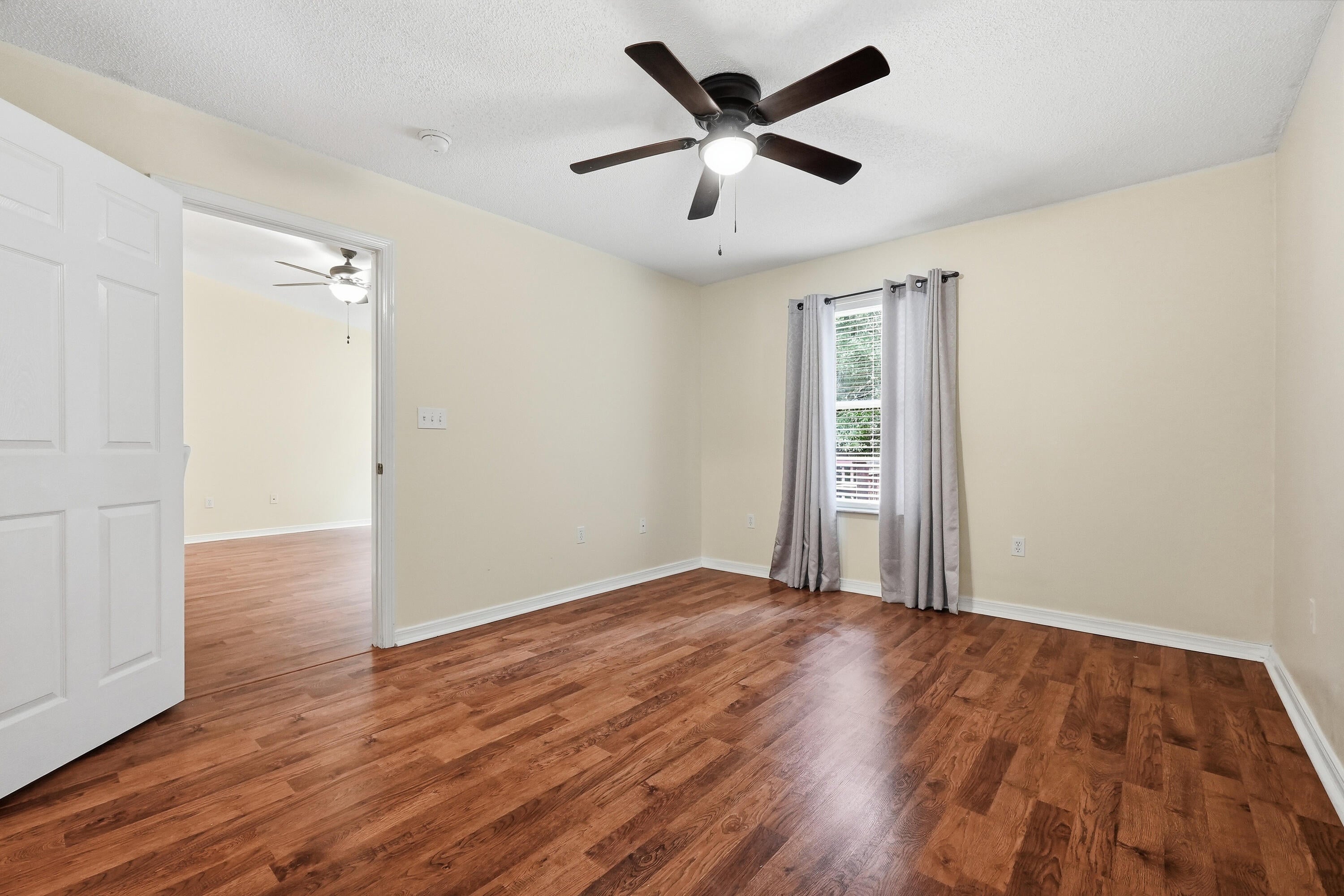 RIDGE CREST PH II - Residential